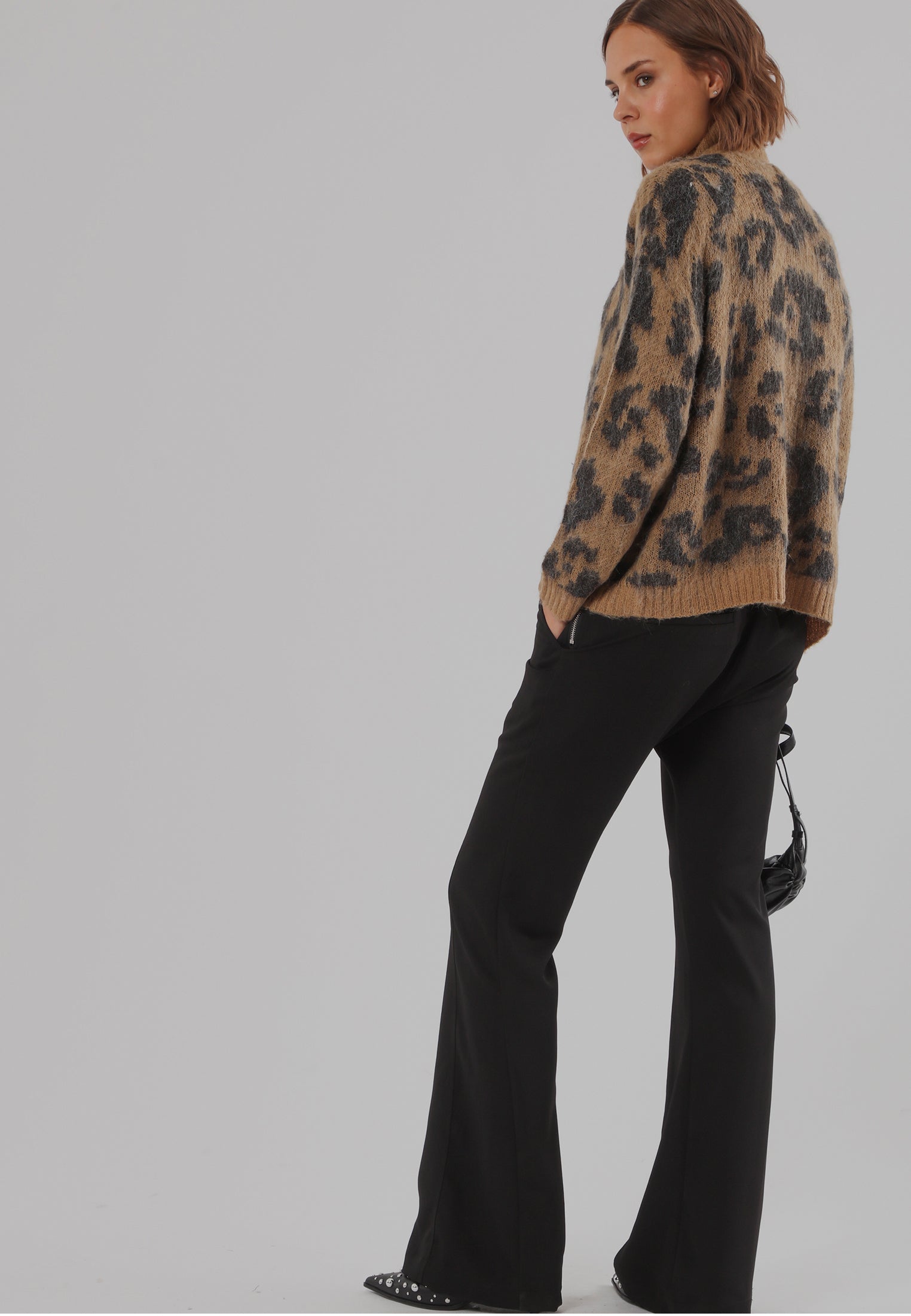 MAXIMUM ZIP CARDIGAN LEOPARD PRINT
