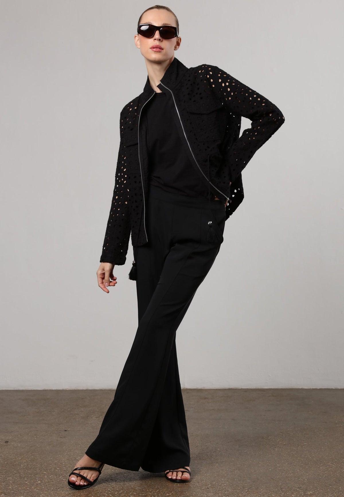 DIRECTIONAL JACKET BLACK