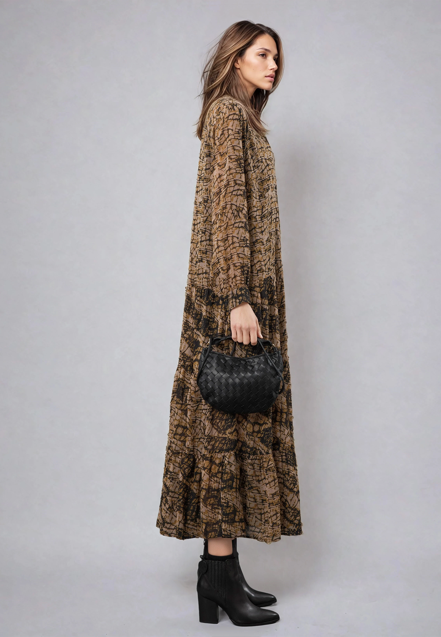SUNSET MAXI DRESS HIDE PRINT
