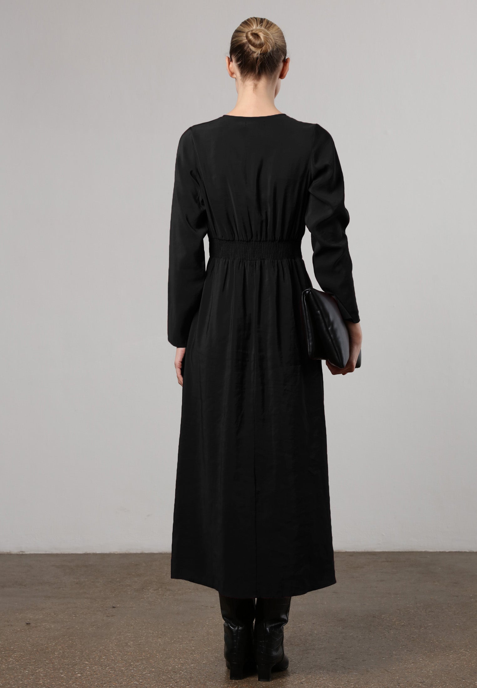 INFINITY MIDI DRESS BLACK