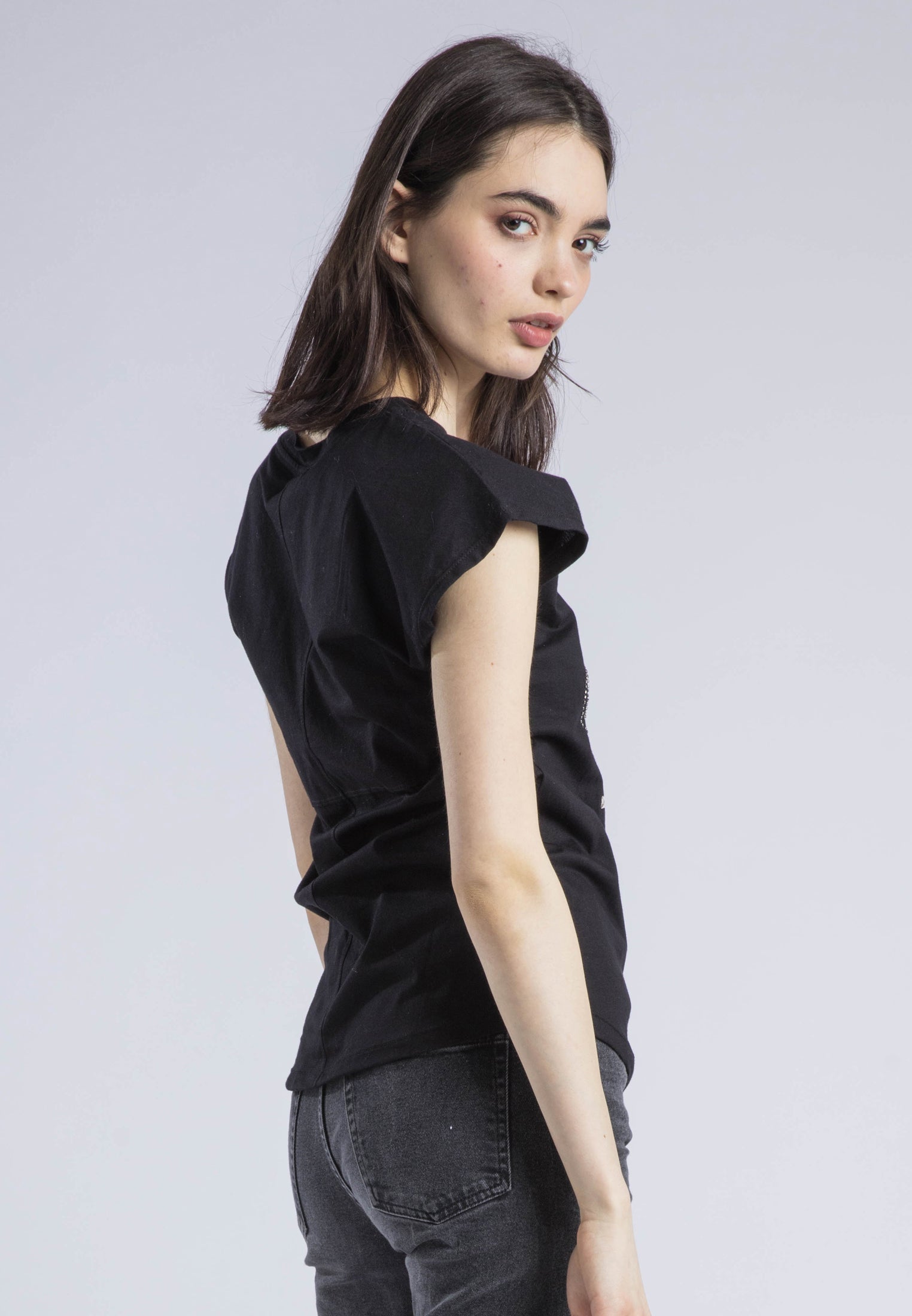 JILLIAN T-SHIRT BLACK FREE SPIRIT