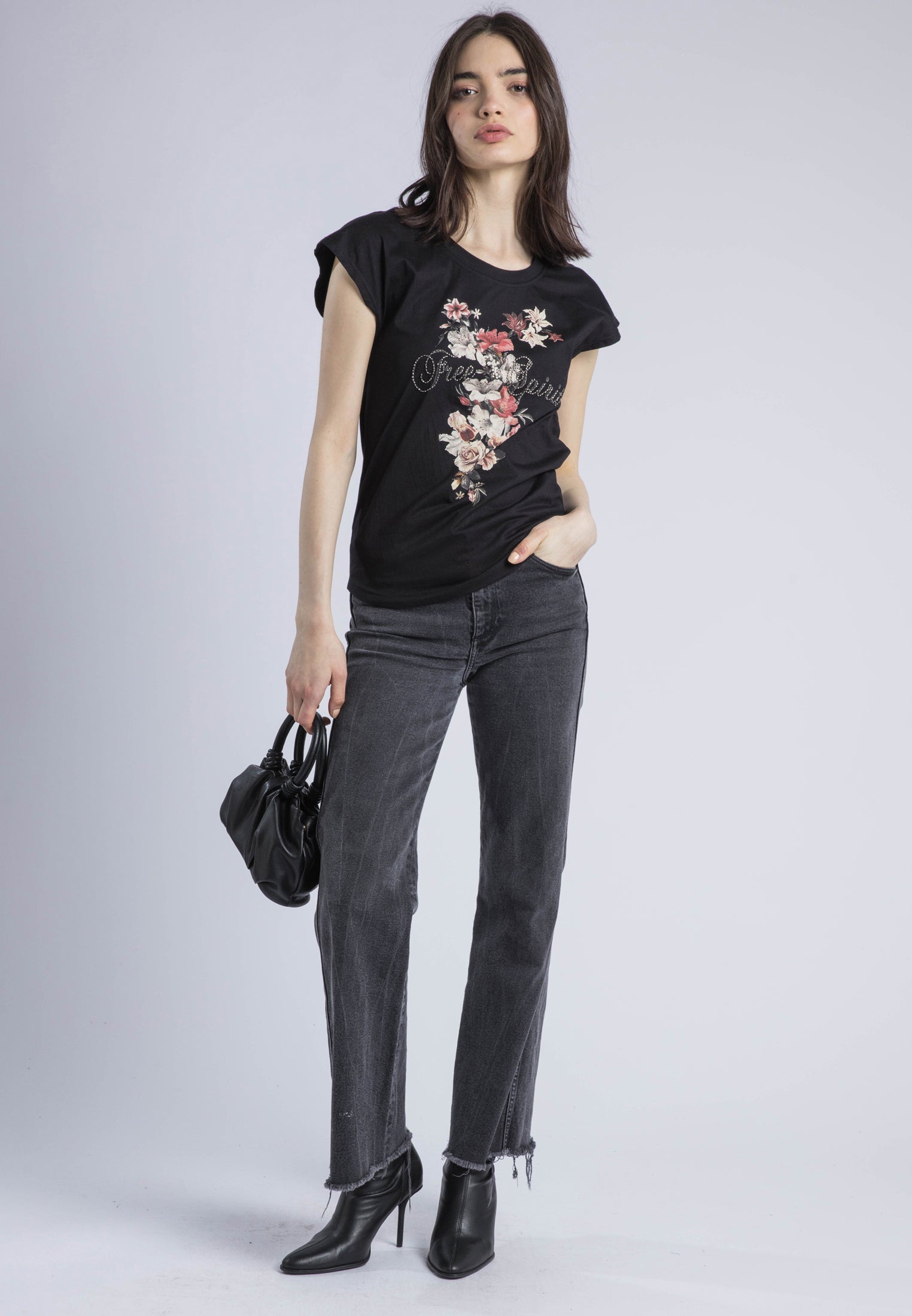 JILLIAN T-SHIRT BLACK FREE SPIRIT