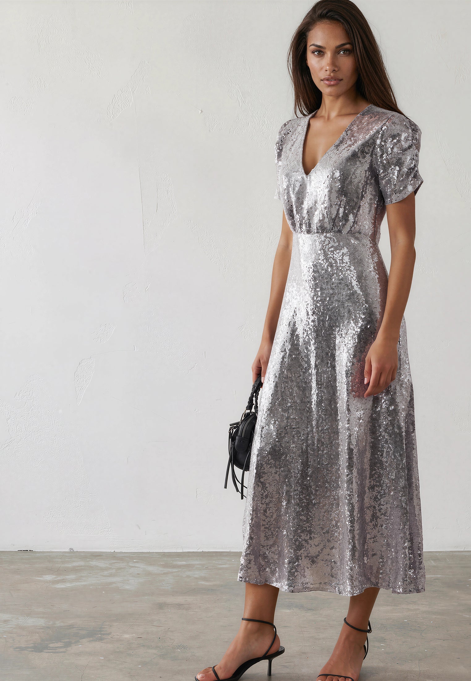 NAOMI DRESS SILVER SEQUIN