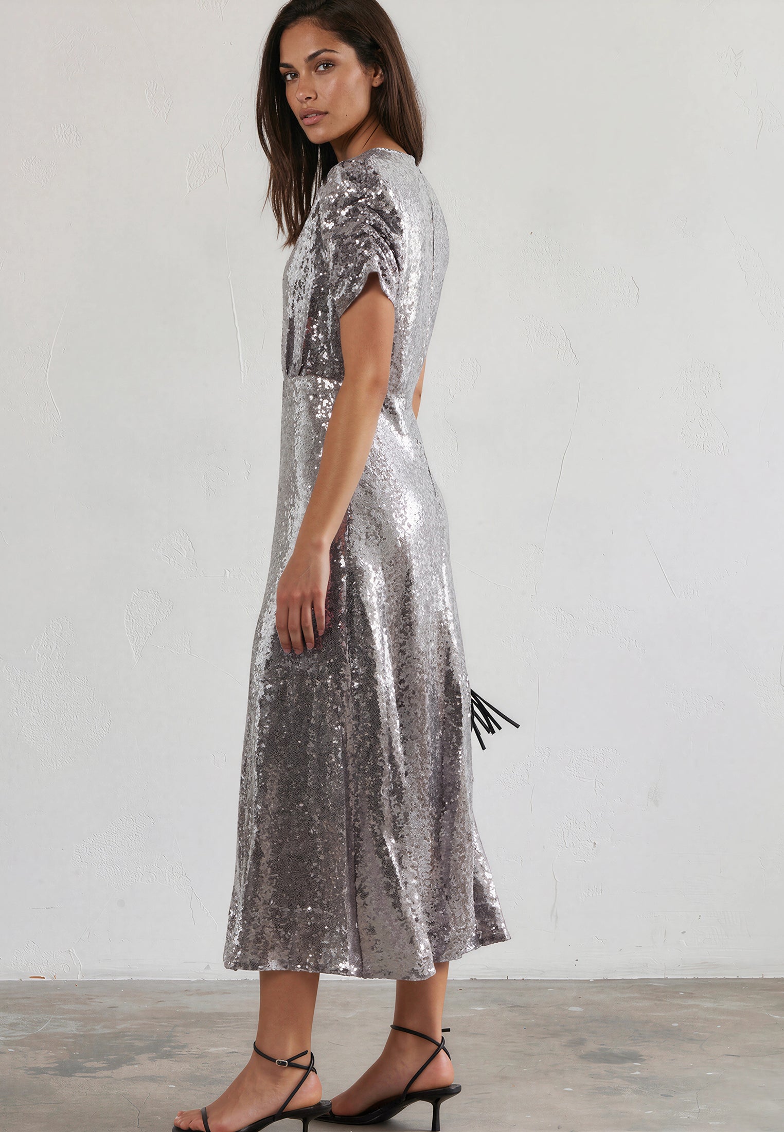 NAOMI DRESS SILVER SEQUIN