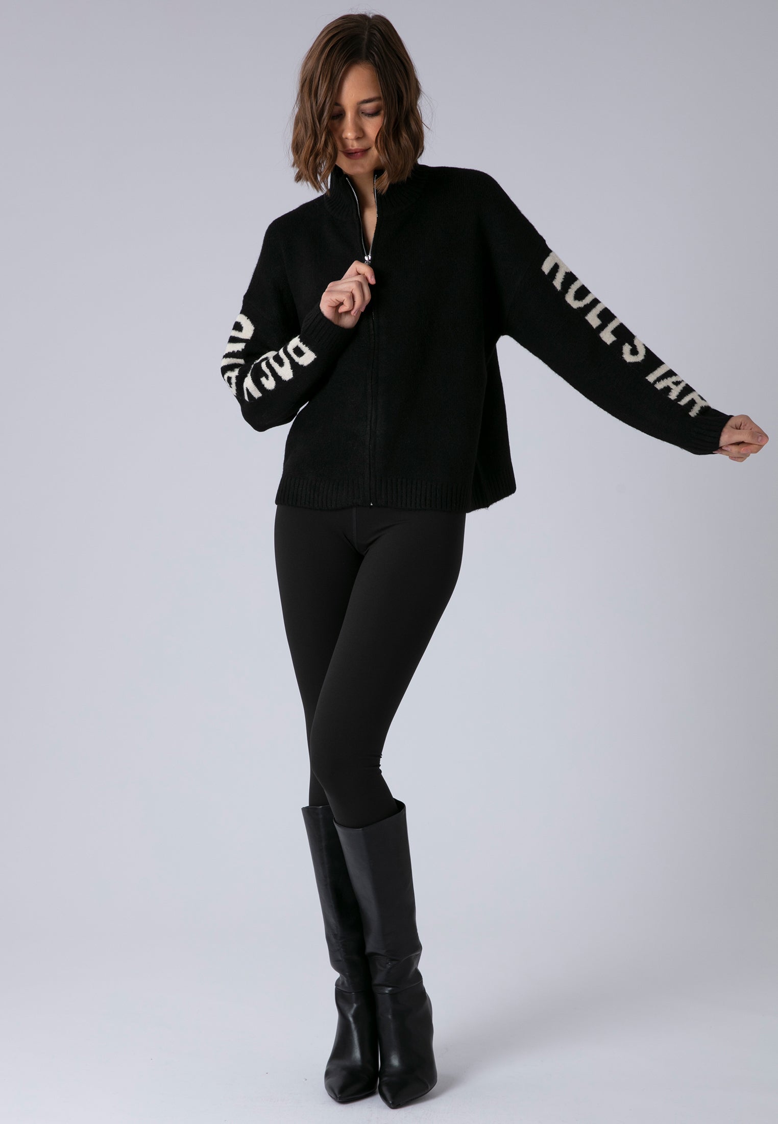 PHOEBE CARDIGAN BLACK & WHITE