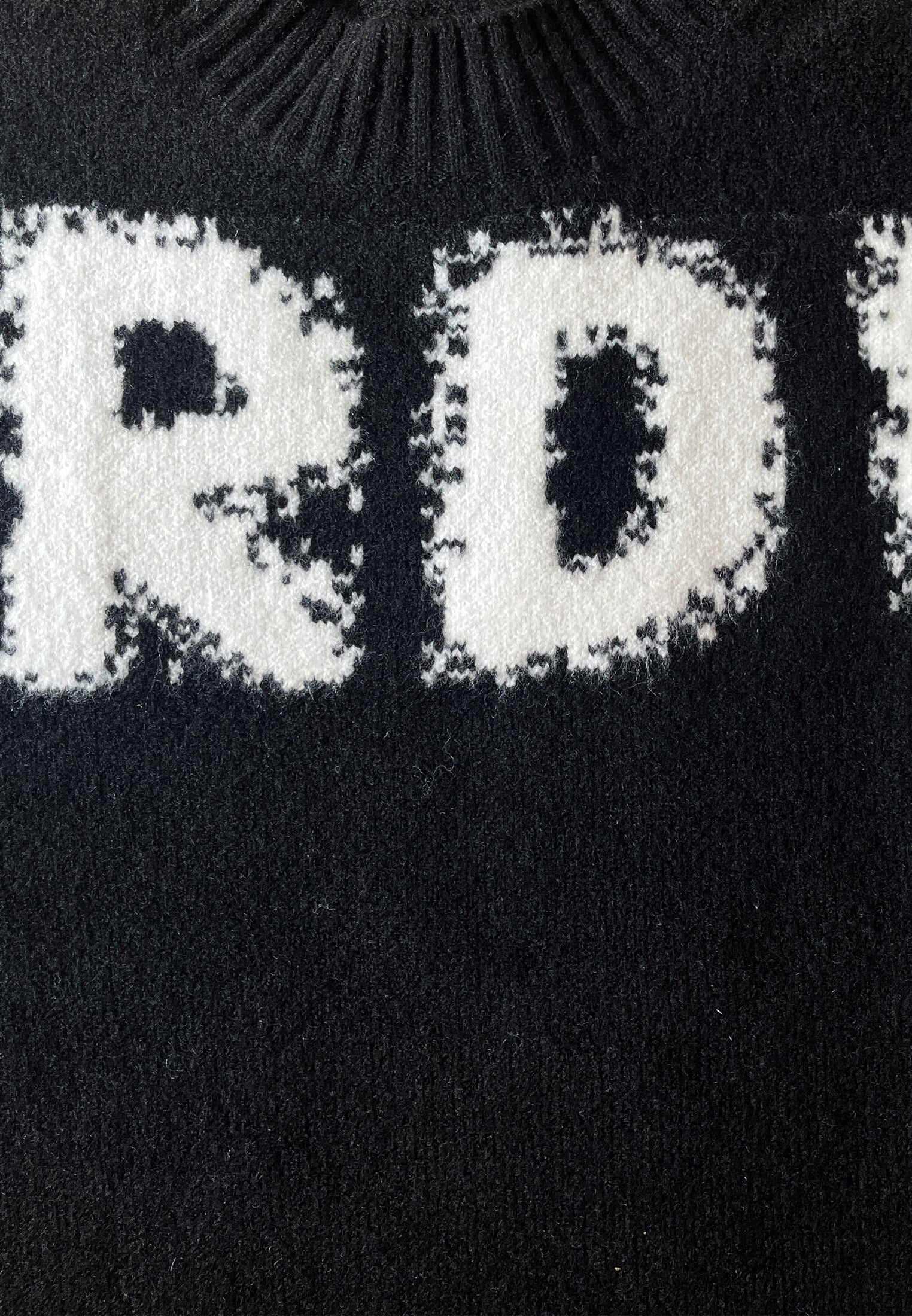 STARDUST JUMPER BLACK