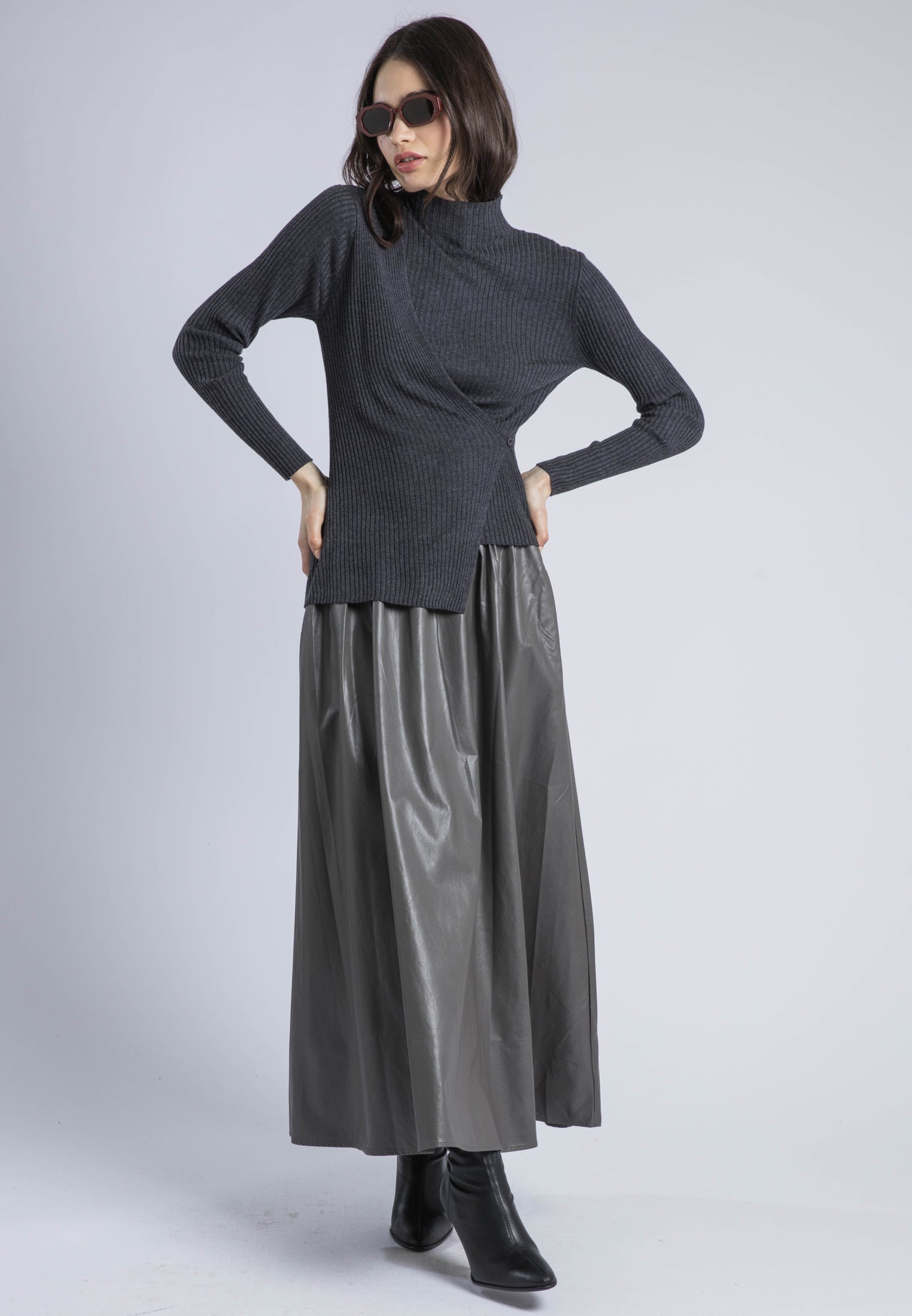 SERENA JUMPER CHARCOAL