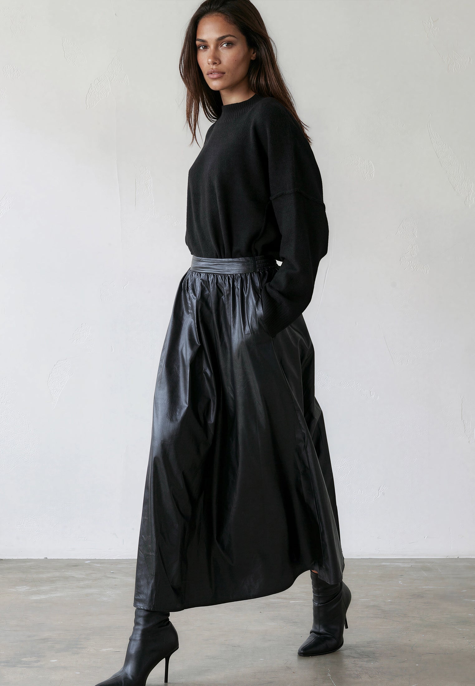 SOPHIE SKIRT BLACK