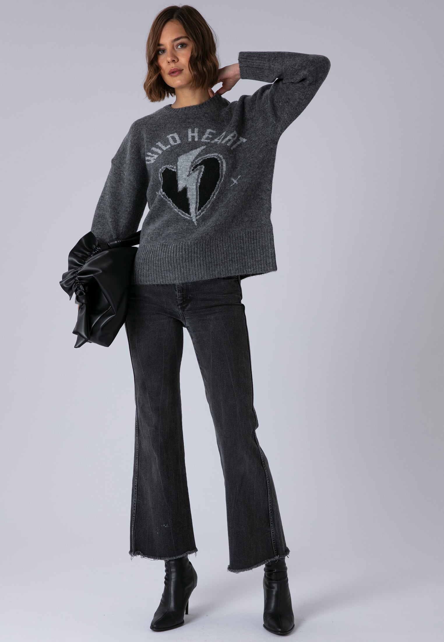 WILD HEART JUMPER CHARCOAL