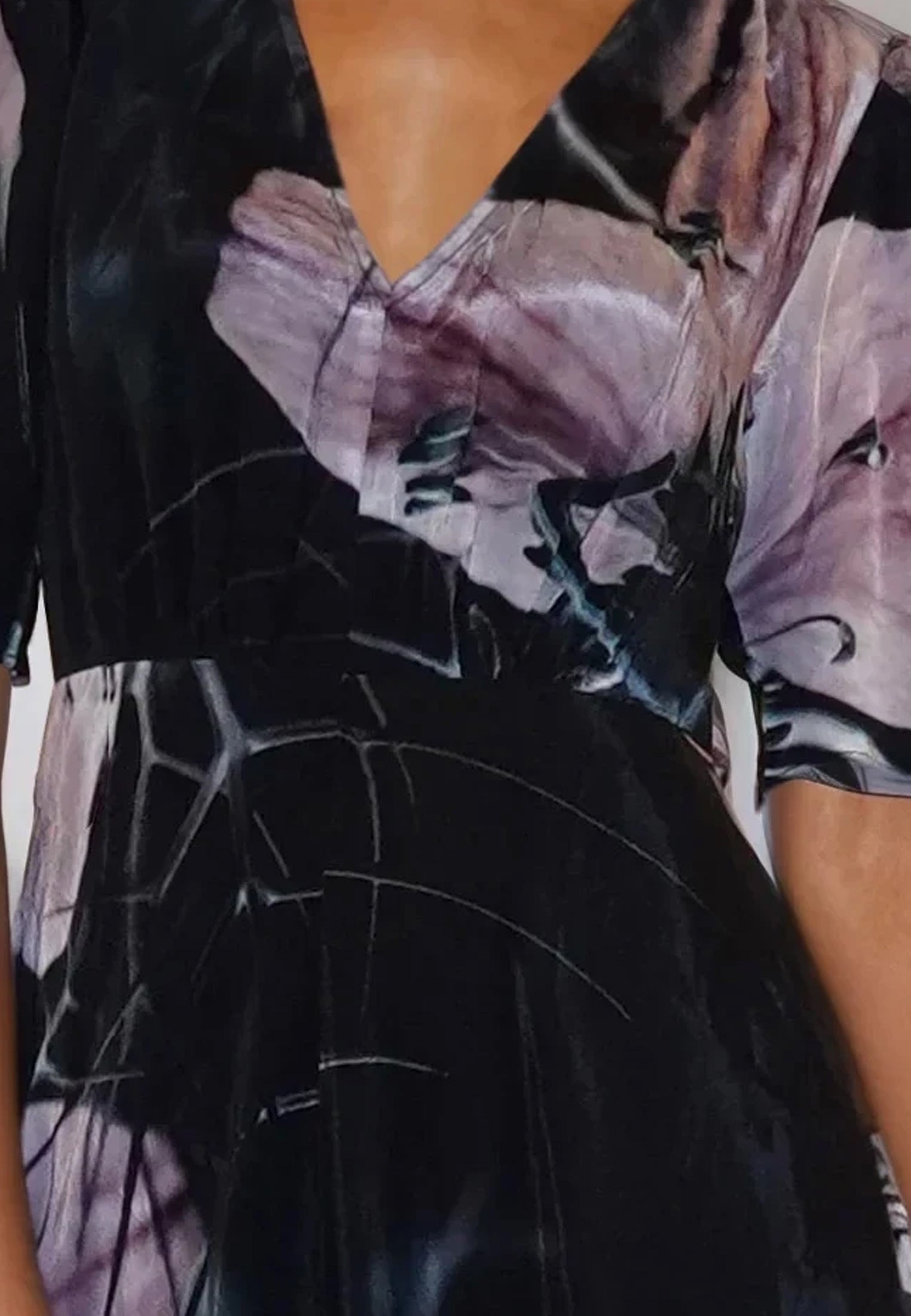 FLORENCE TEA DRESS WHISPER