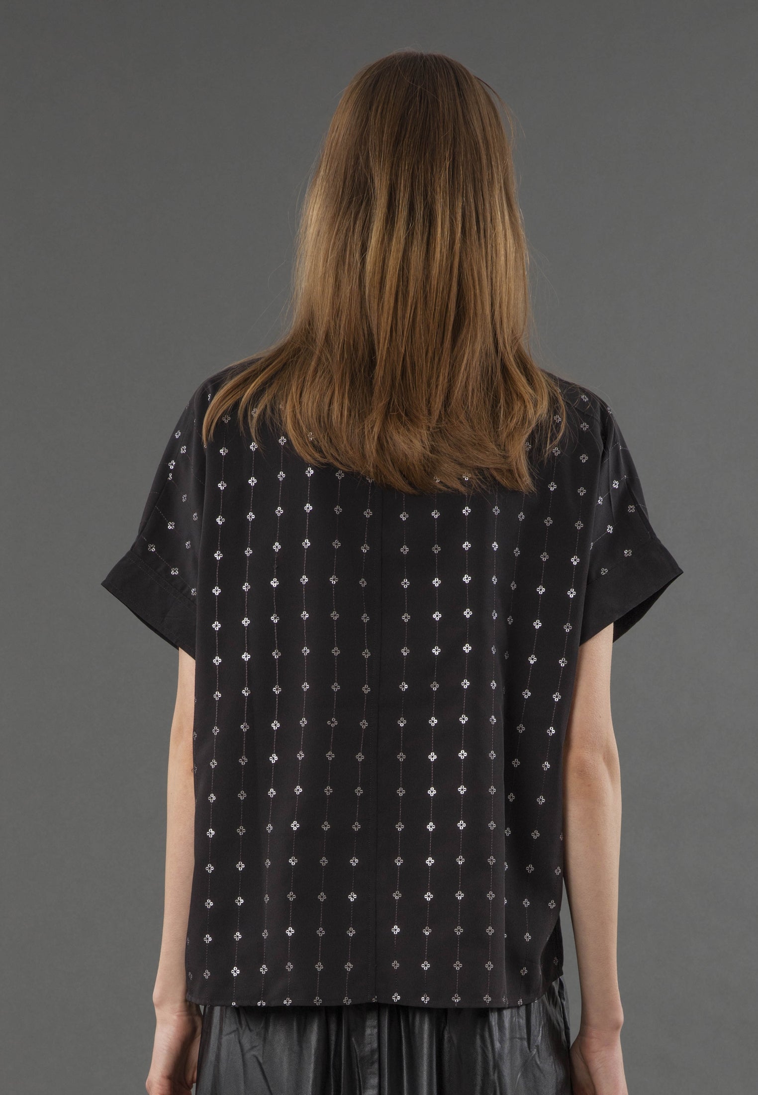 MILA TOP BLACK