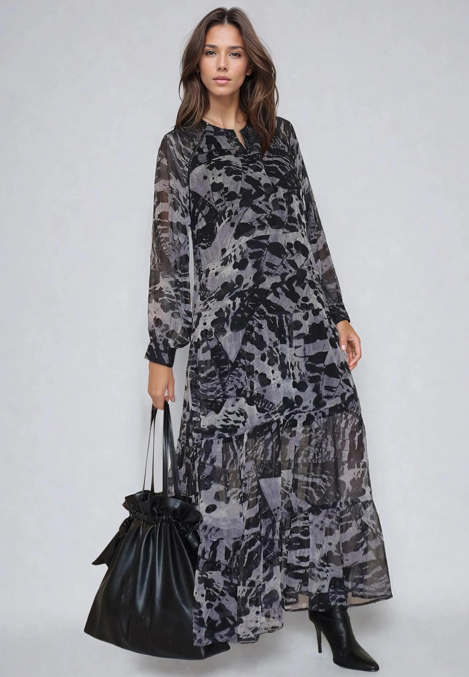 ZOE MAXI DRESS WINGS TAUPE