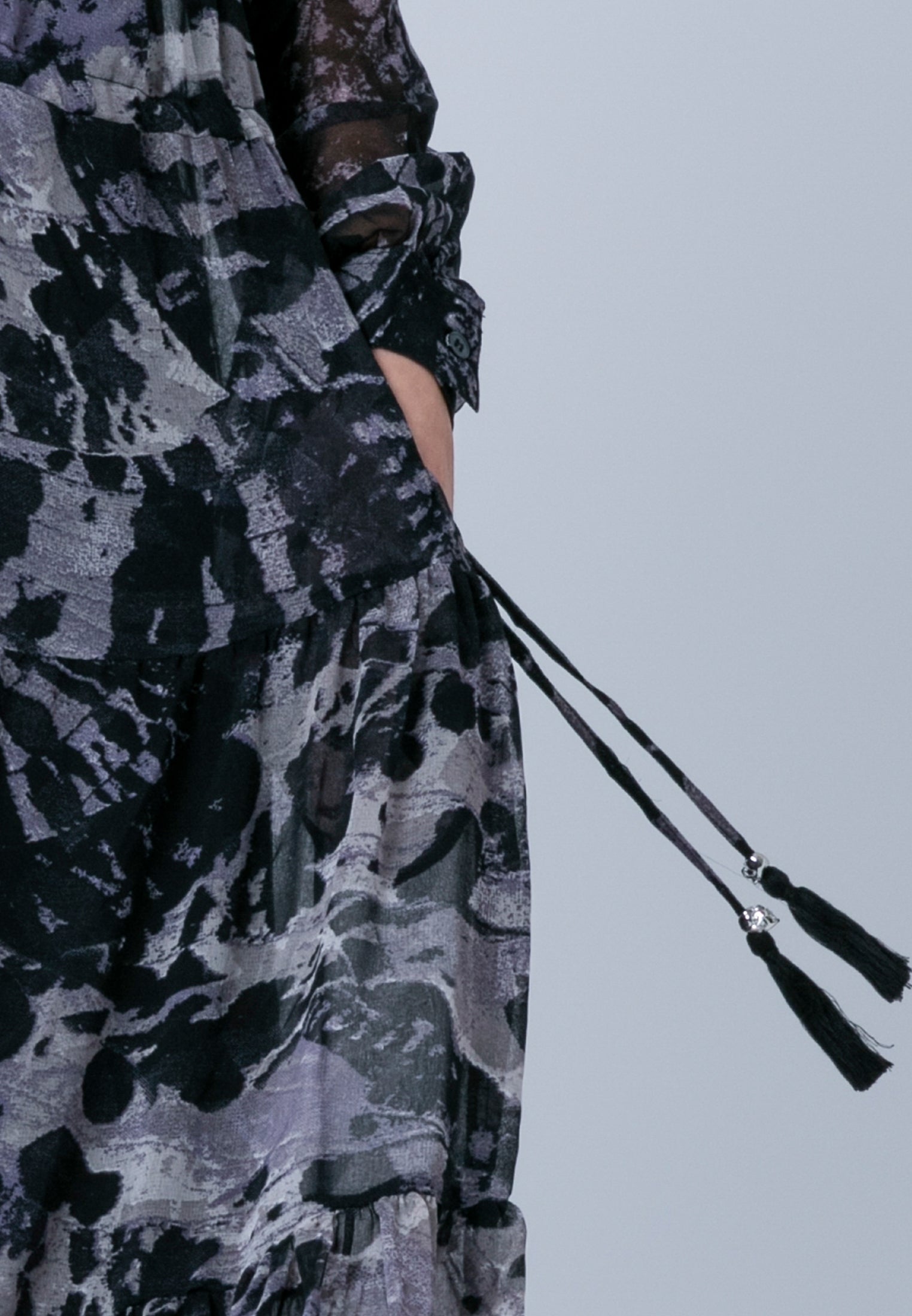 ZOE MAXI DRESS WINGS TAUPE