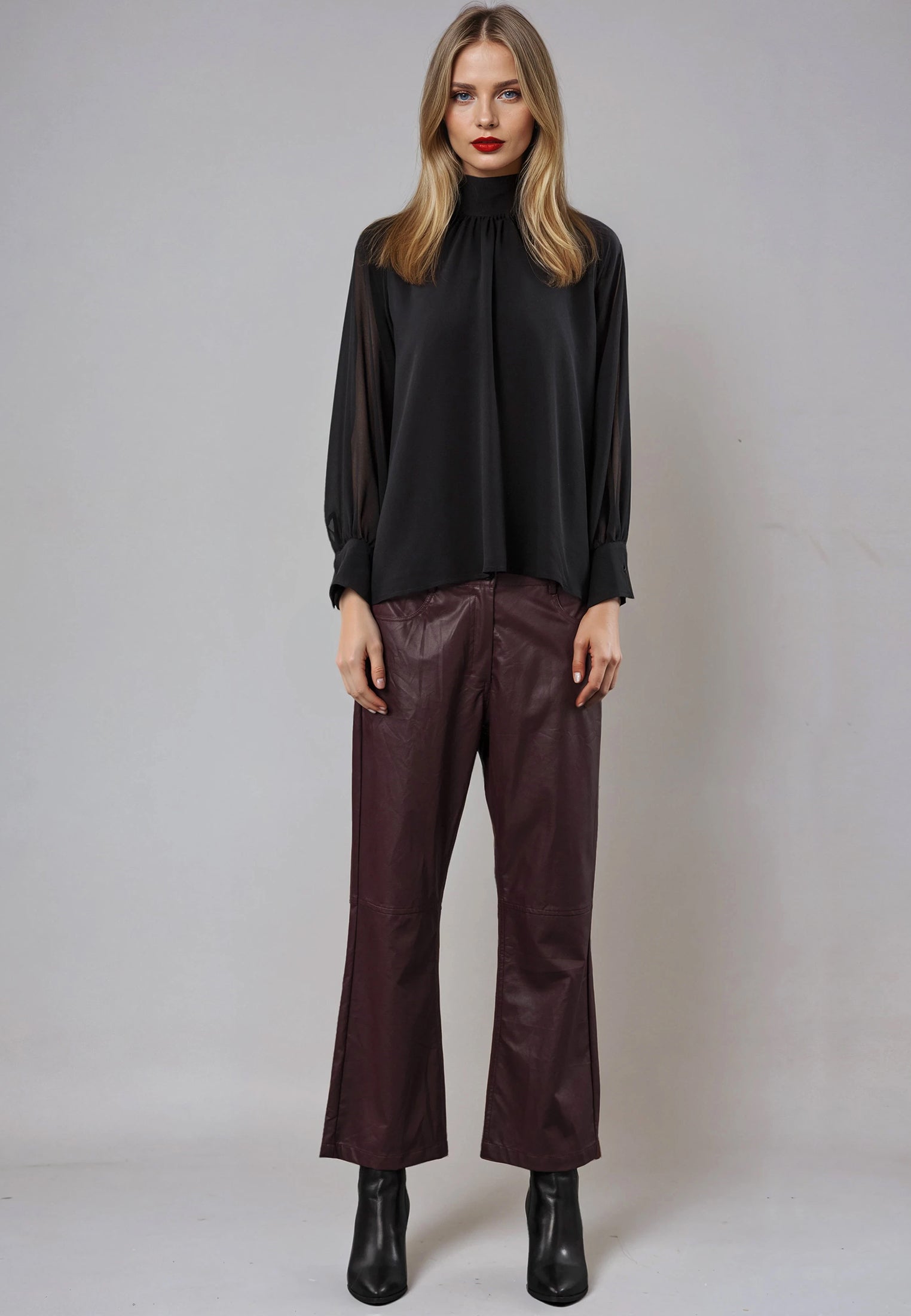 MIA TOP BLACK