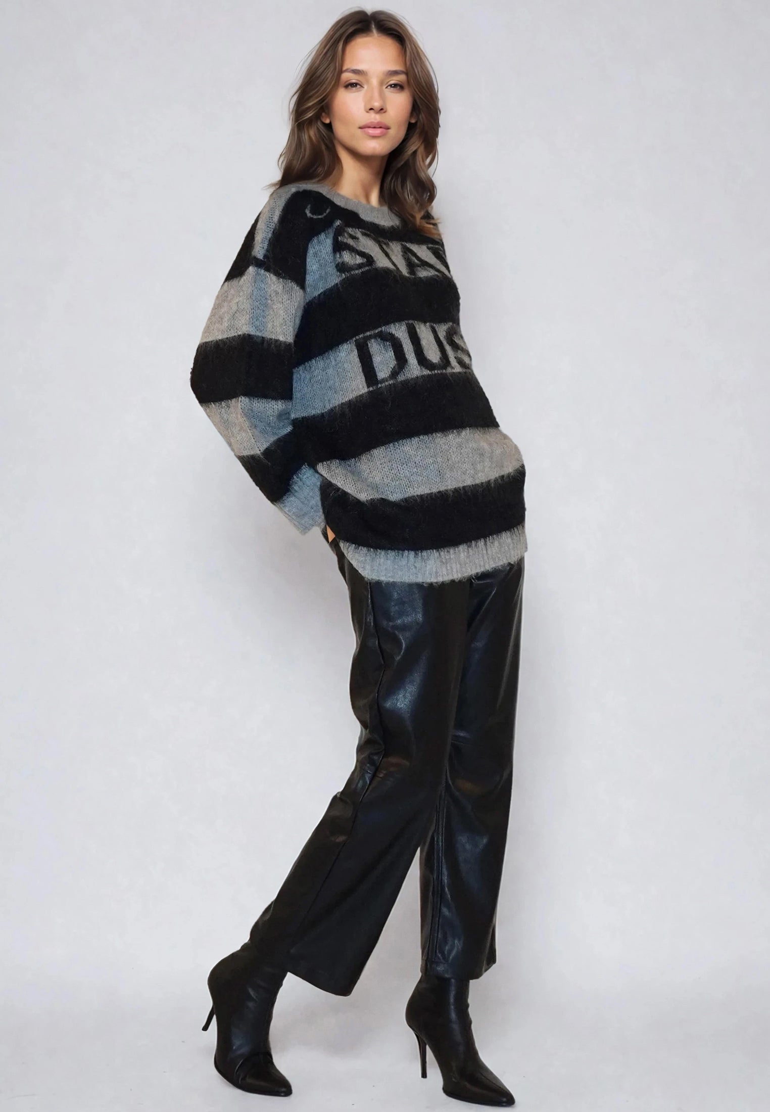 NANCY JUMPER BLACK & WHITE