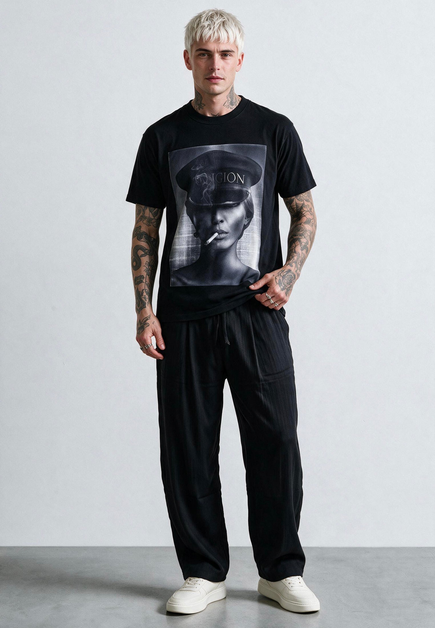 CAPTAIN T-SHIRT JET BLACK