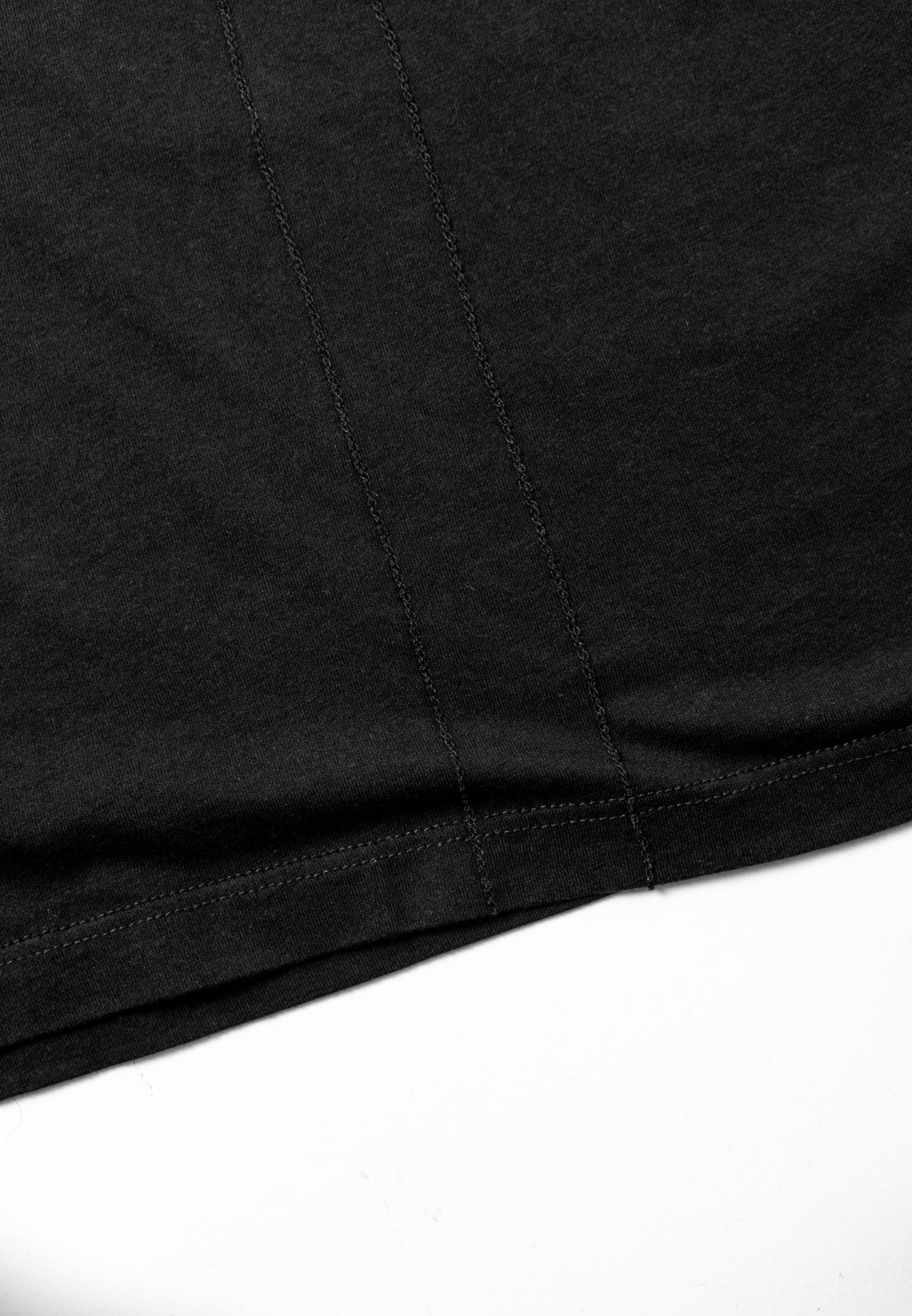TOP HAT T-SHIRT JET BLACK