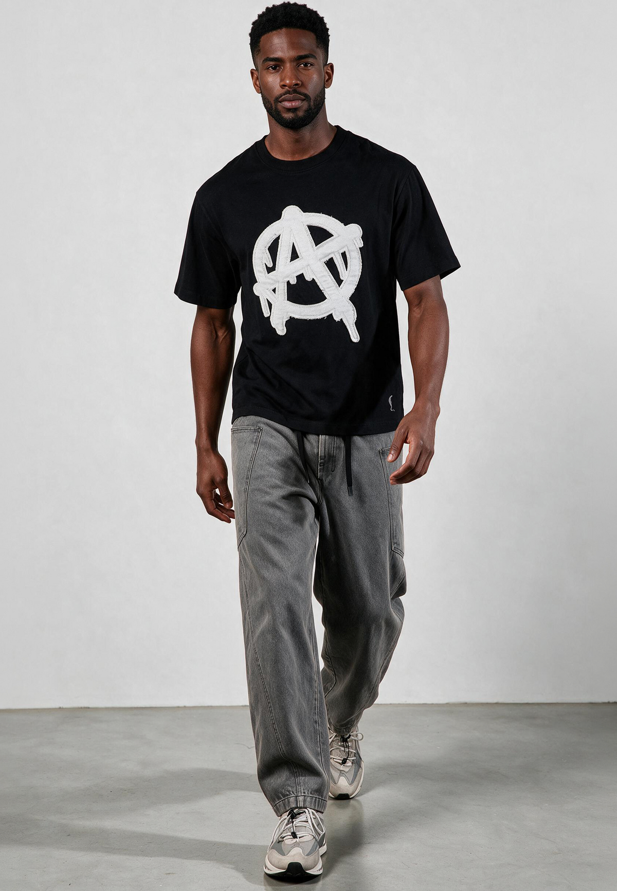 ANARCHY APPLIQUE T-SHIRT BLACK & OFF WHITE