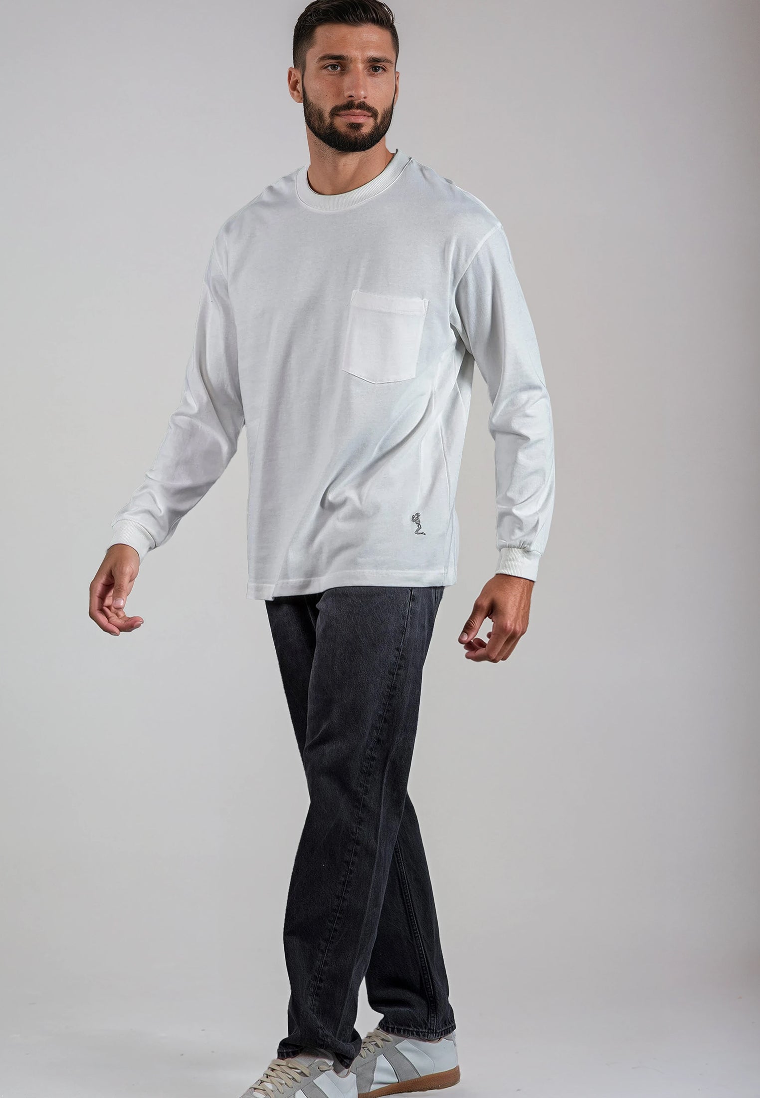 HEAVYWEIGHT LS POCKET T-SHIRT OFF WHITE