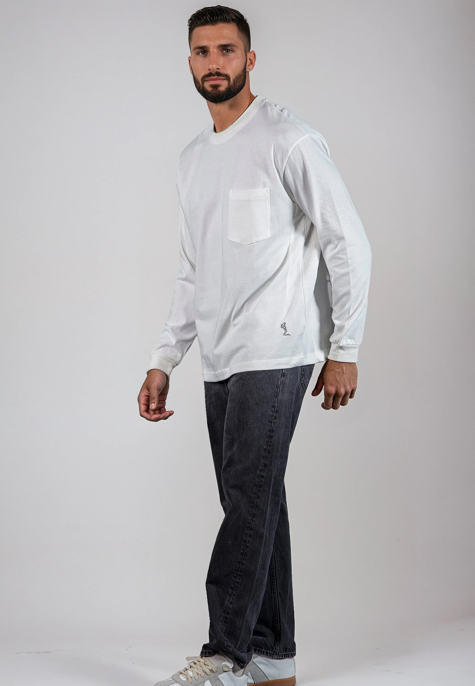 HEAVYWEIGHT LS POCKET T-SHIRT OFF WHITE
