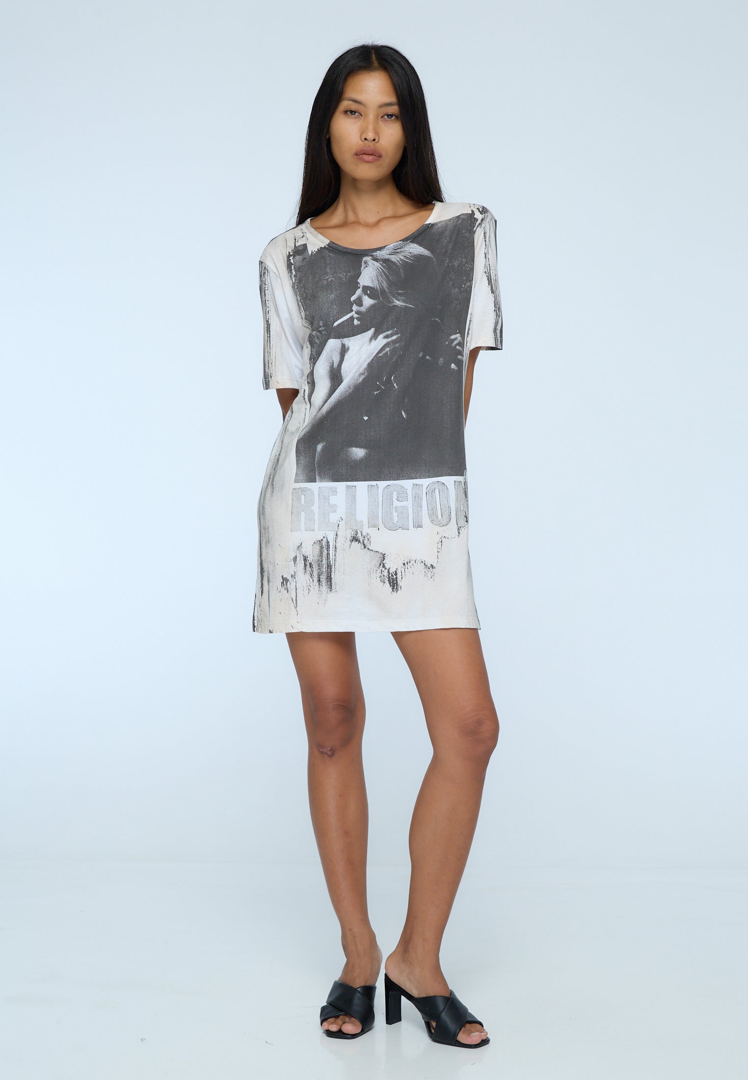 GIRL SMOKING DRESS WHITE