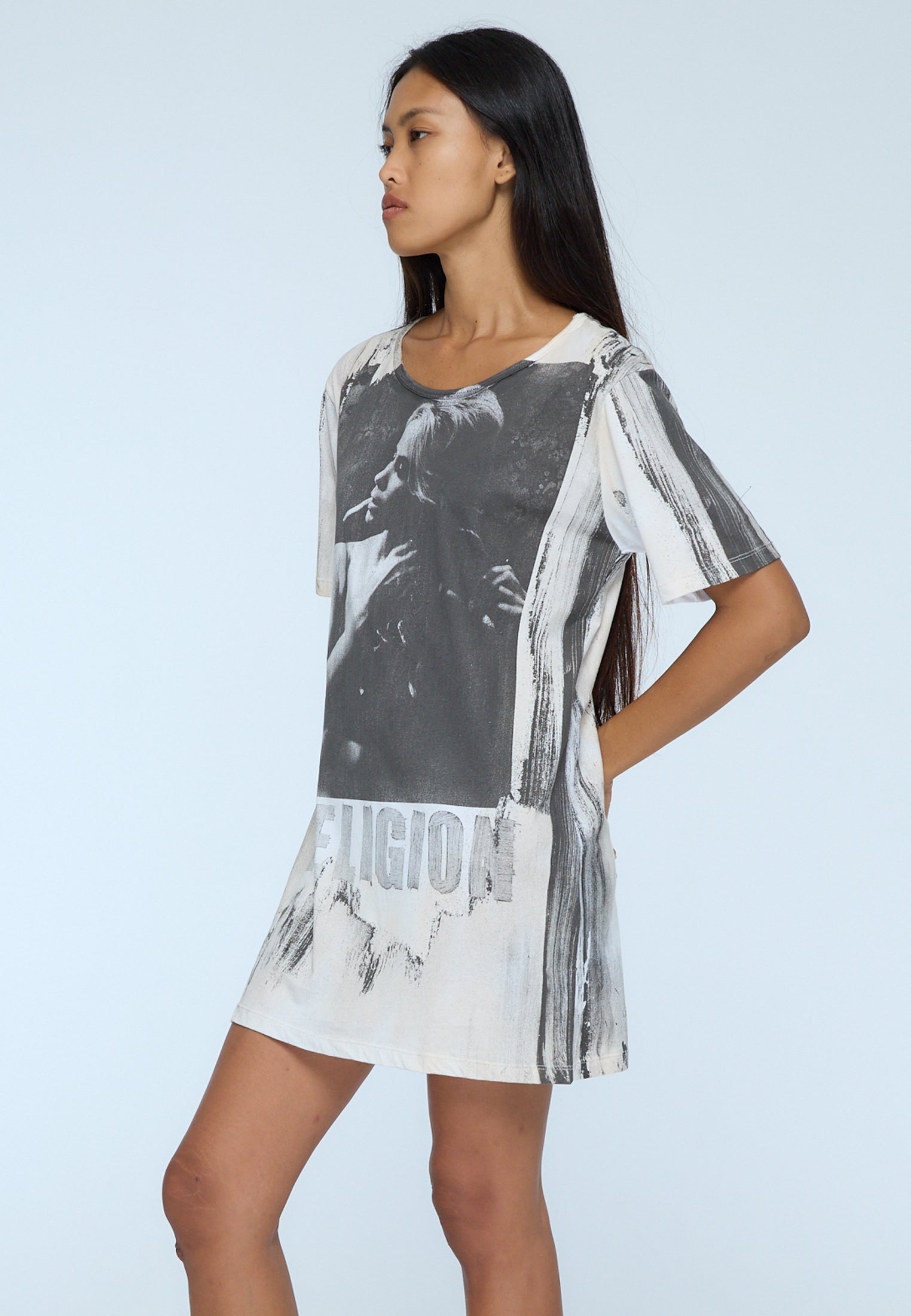 GIRL SMOKING DRESS WHITE