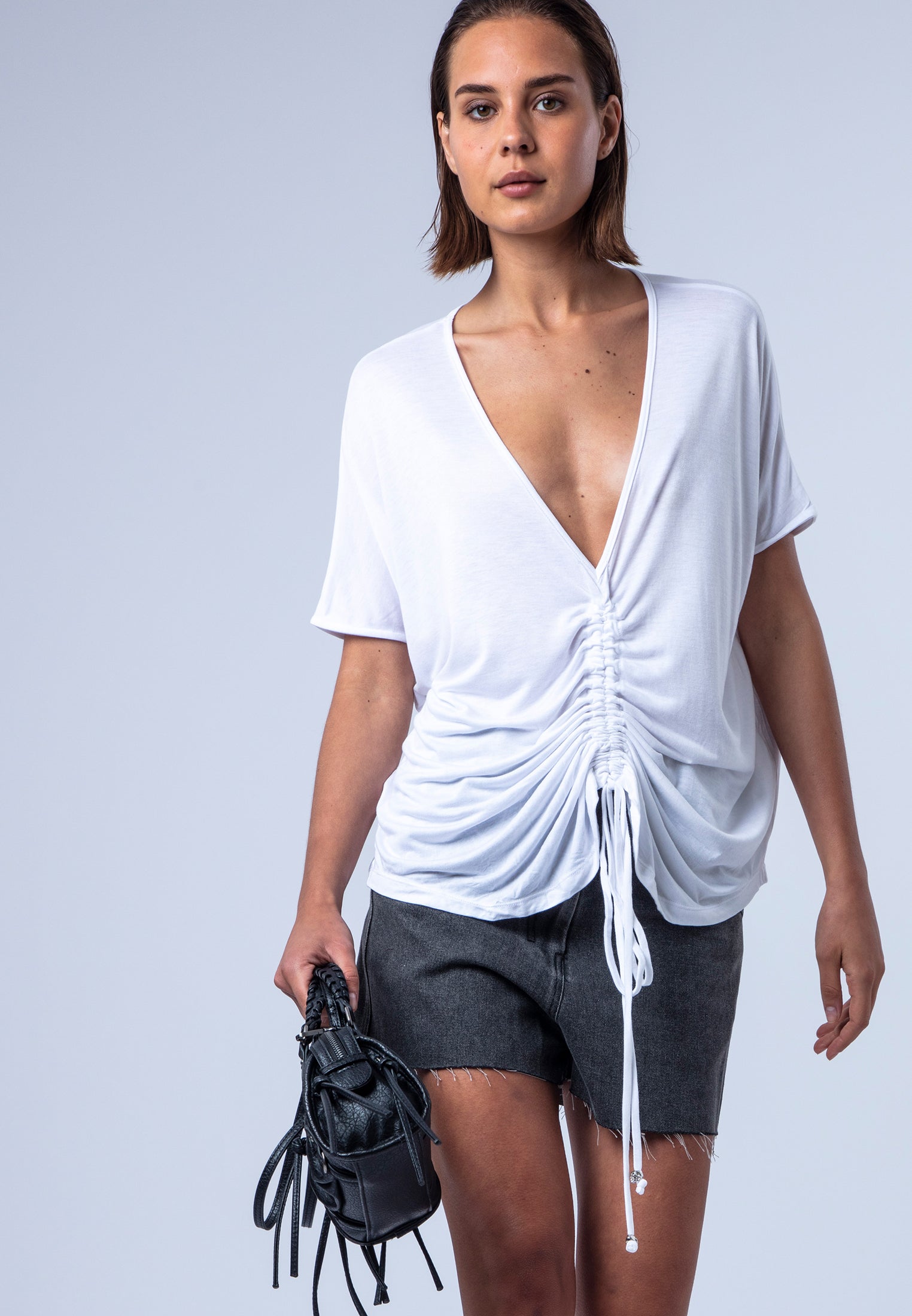 LIGHT TOP WHITE