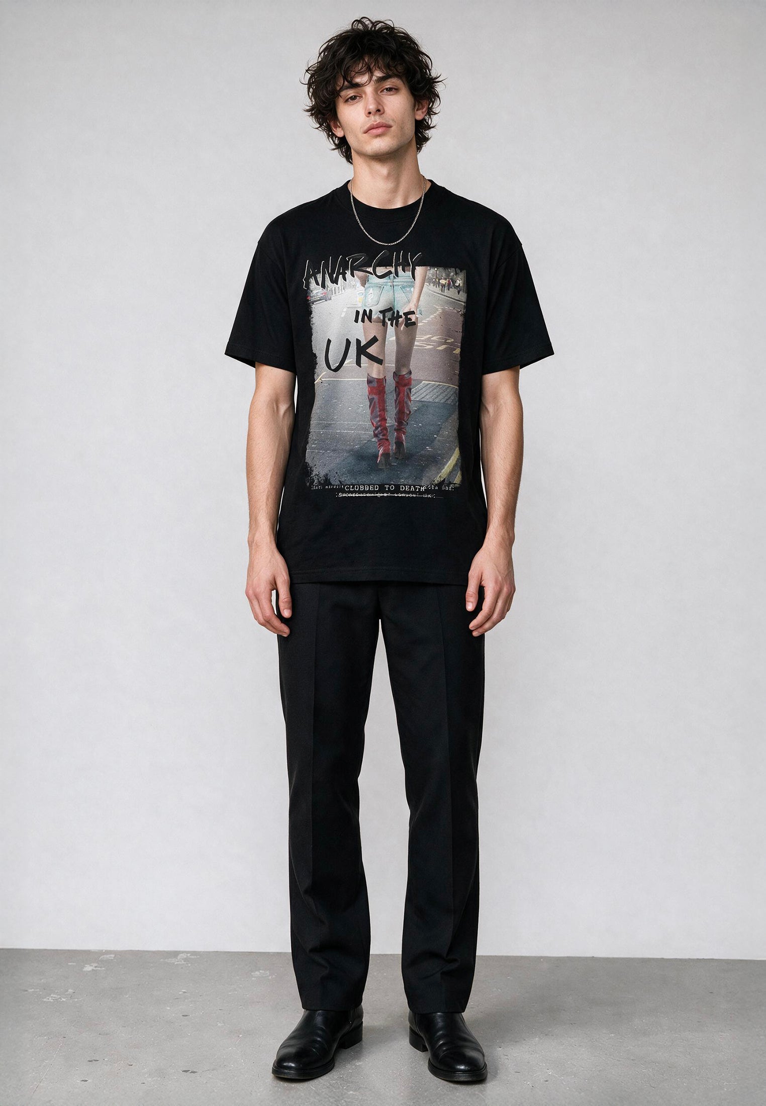 ANARCHY IN THE UK T-SHIRT JET BLACK