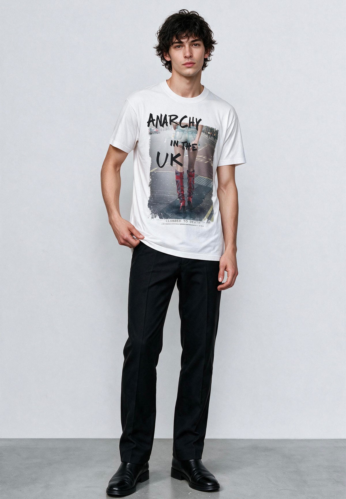 ANARCHY IN THE UK T-SHIRT WHITE