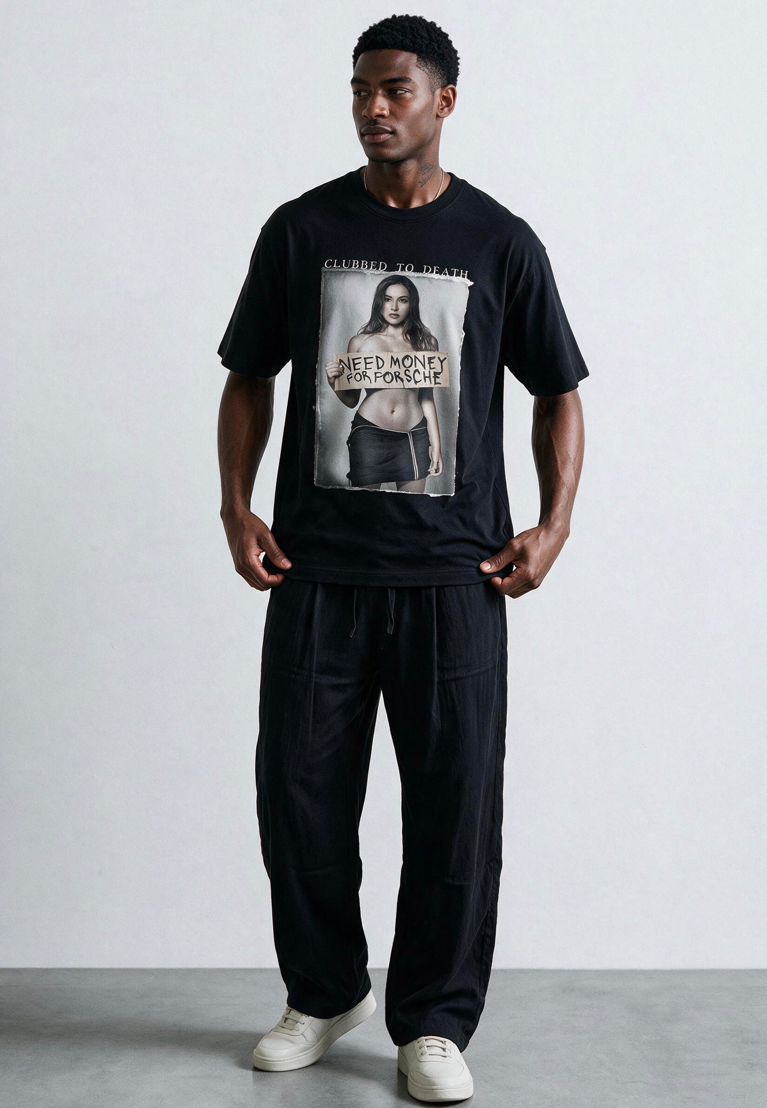 NEED MONEY OVERSIZED T-SHIRT JET BLACK