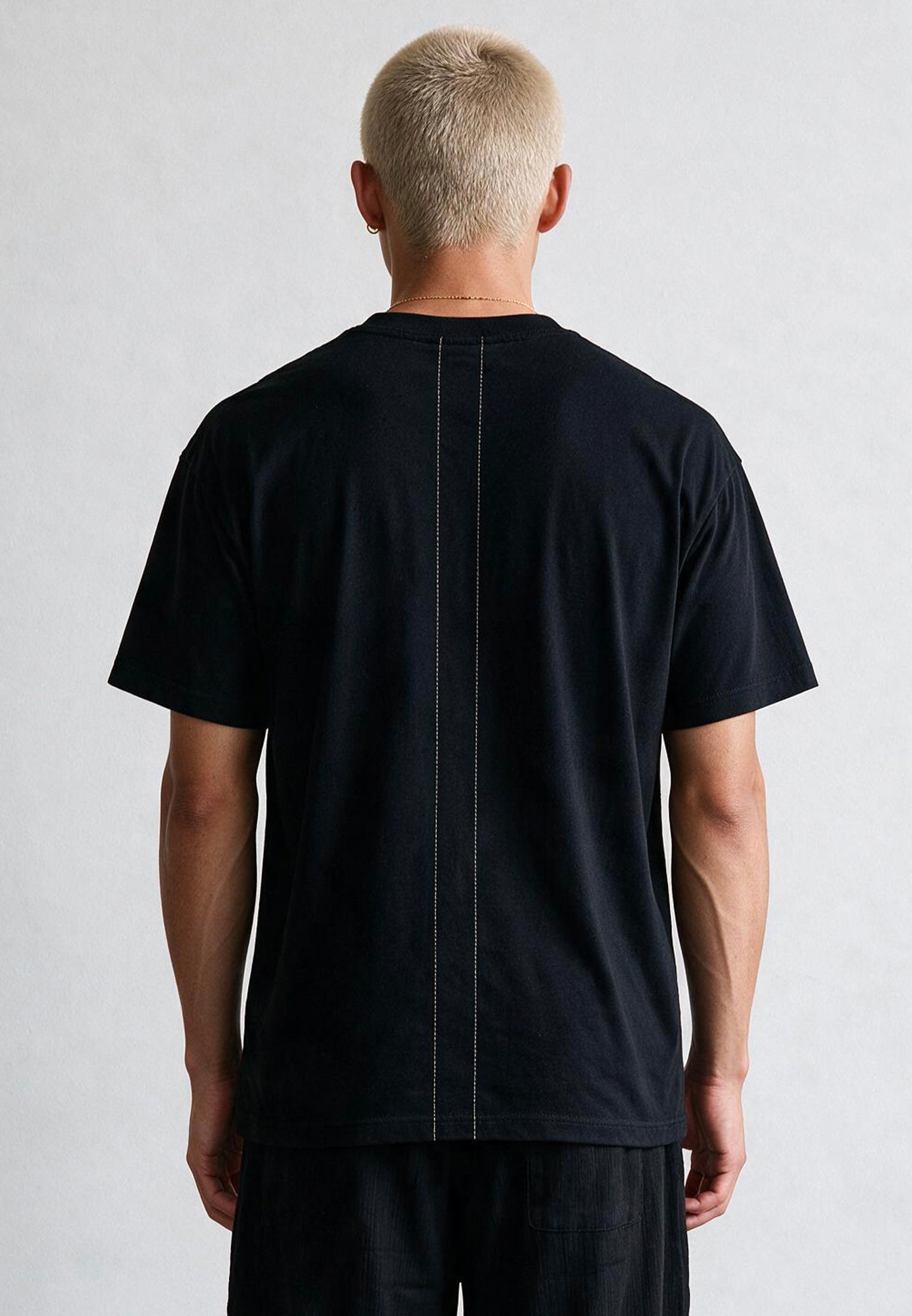 SANTA'S HAT T-SHIRT JET BLACK
