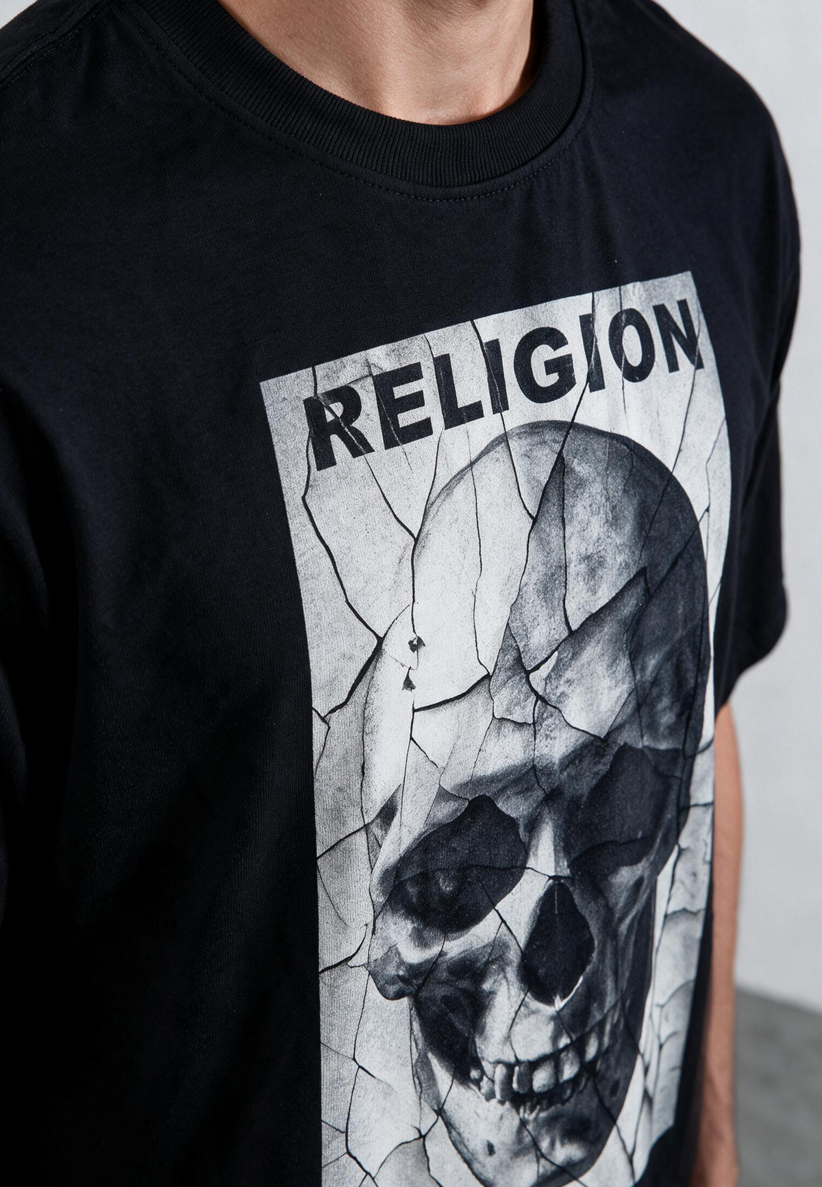 CRACK T-SHIRT BLACK