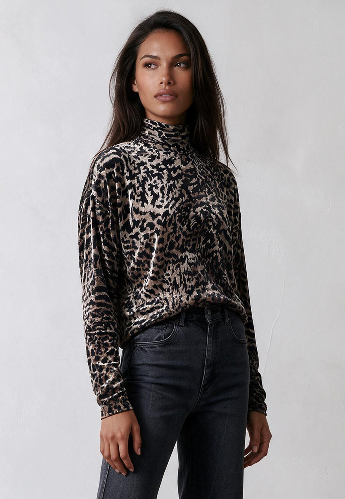 EMMY TURTLENECK VELVET ANIMAL