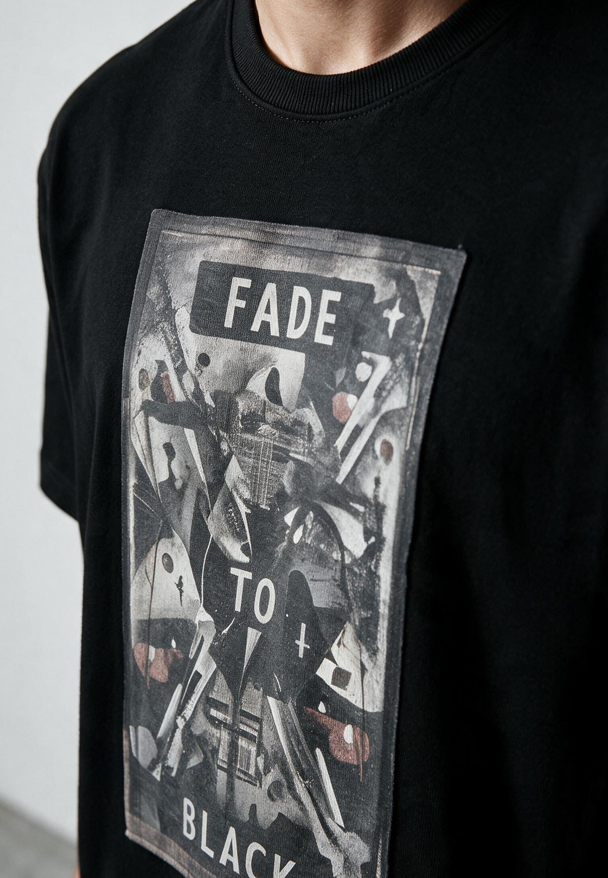 FADE TO BLACK T-SHIRT BLACK