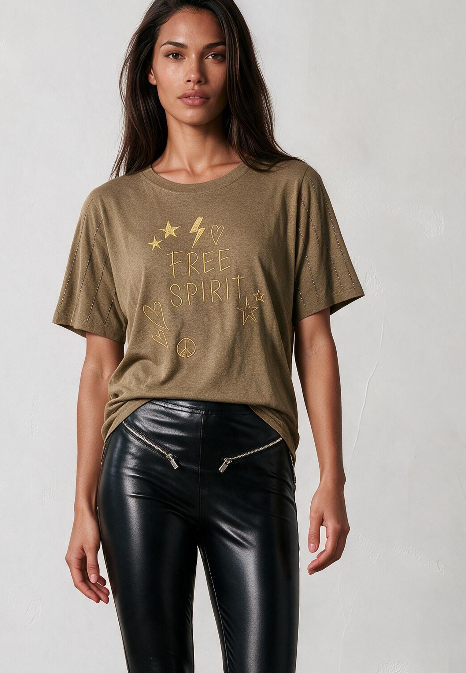FREE T-SHIRT BRONZE BROWN