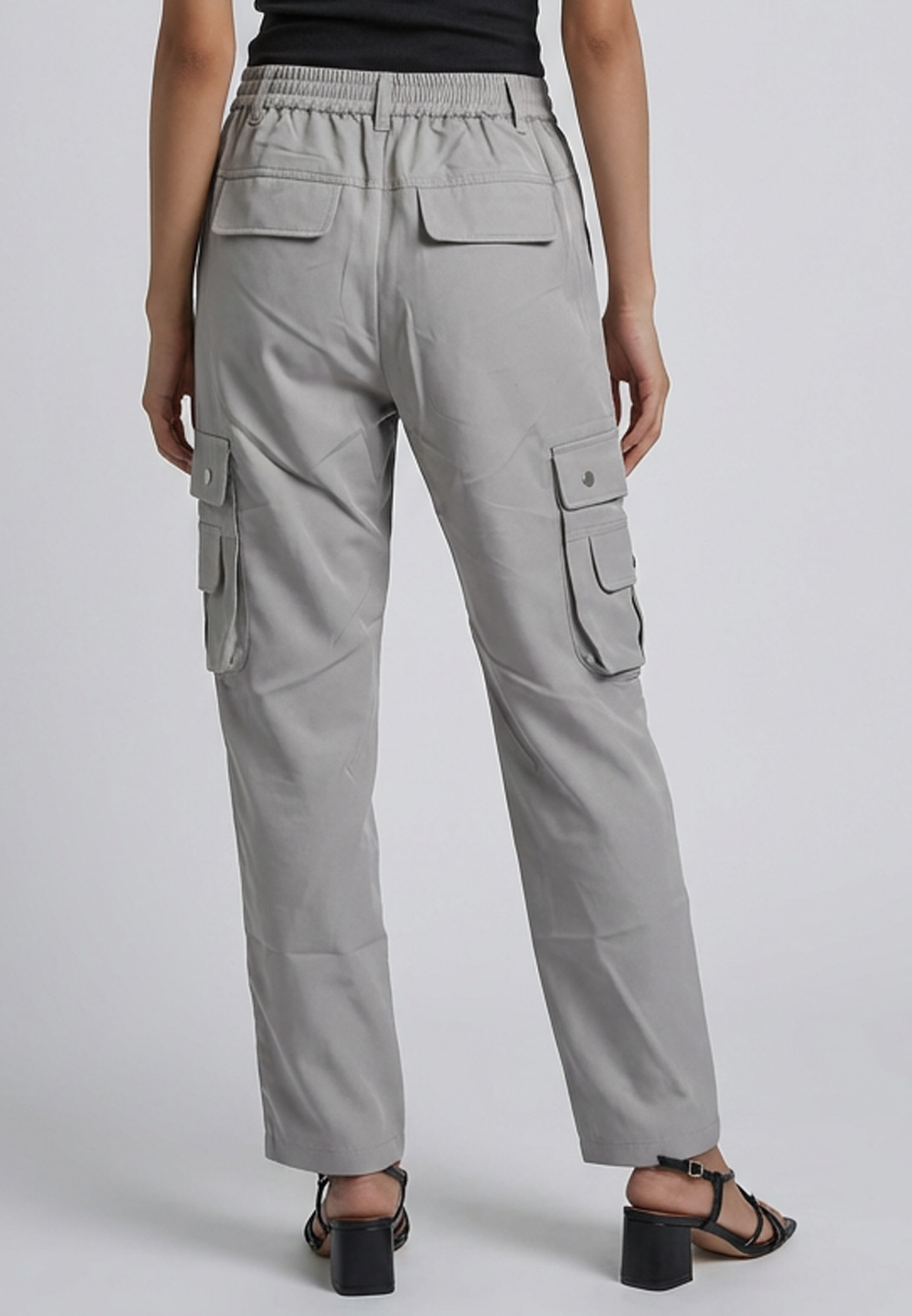 GLOW TROUSER GREY