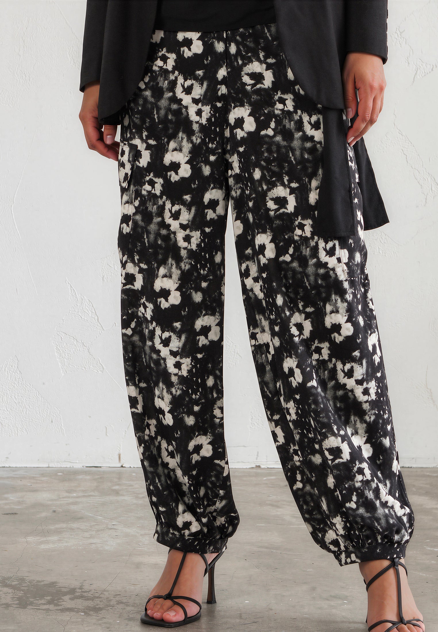ASH TROUSERS FLORA