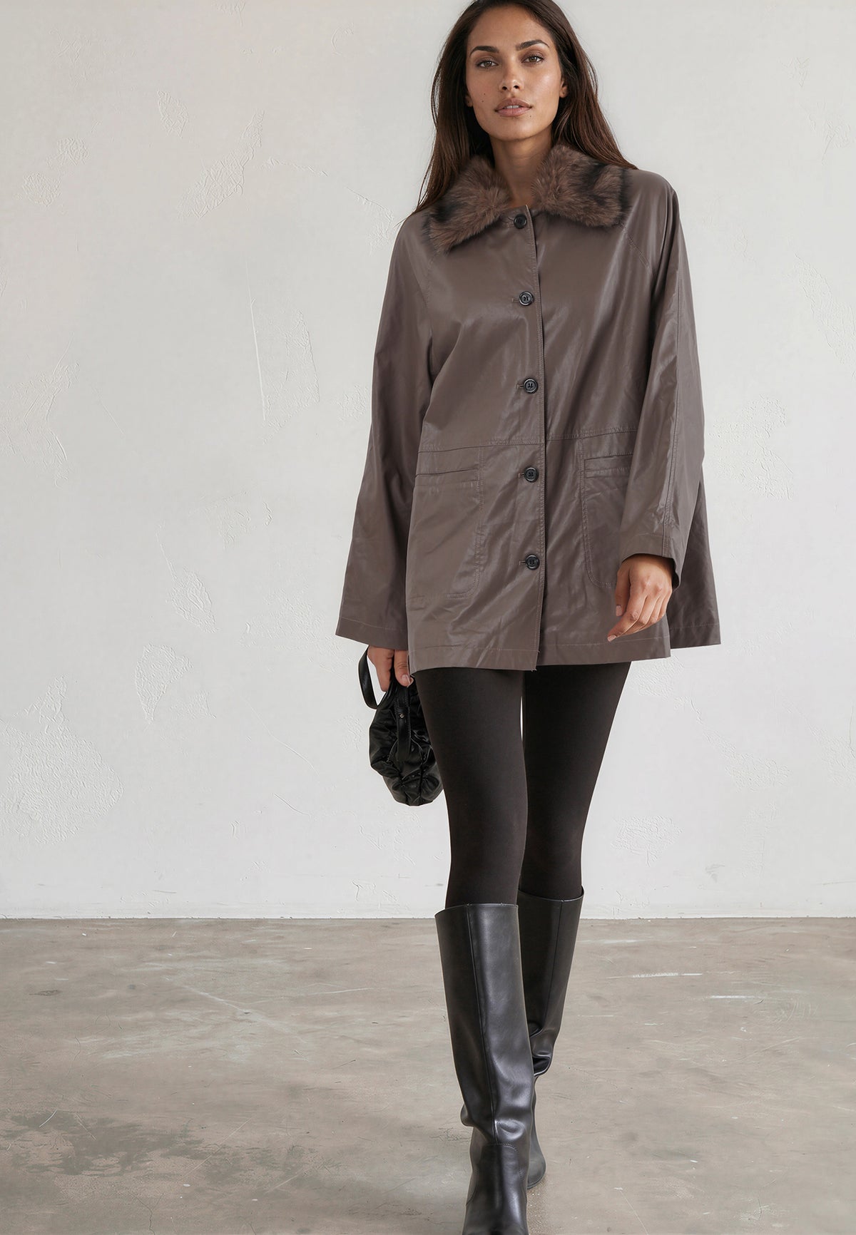 DARK JACKET BRINDLE