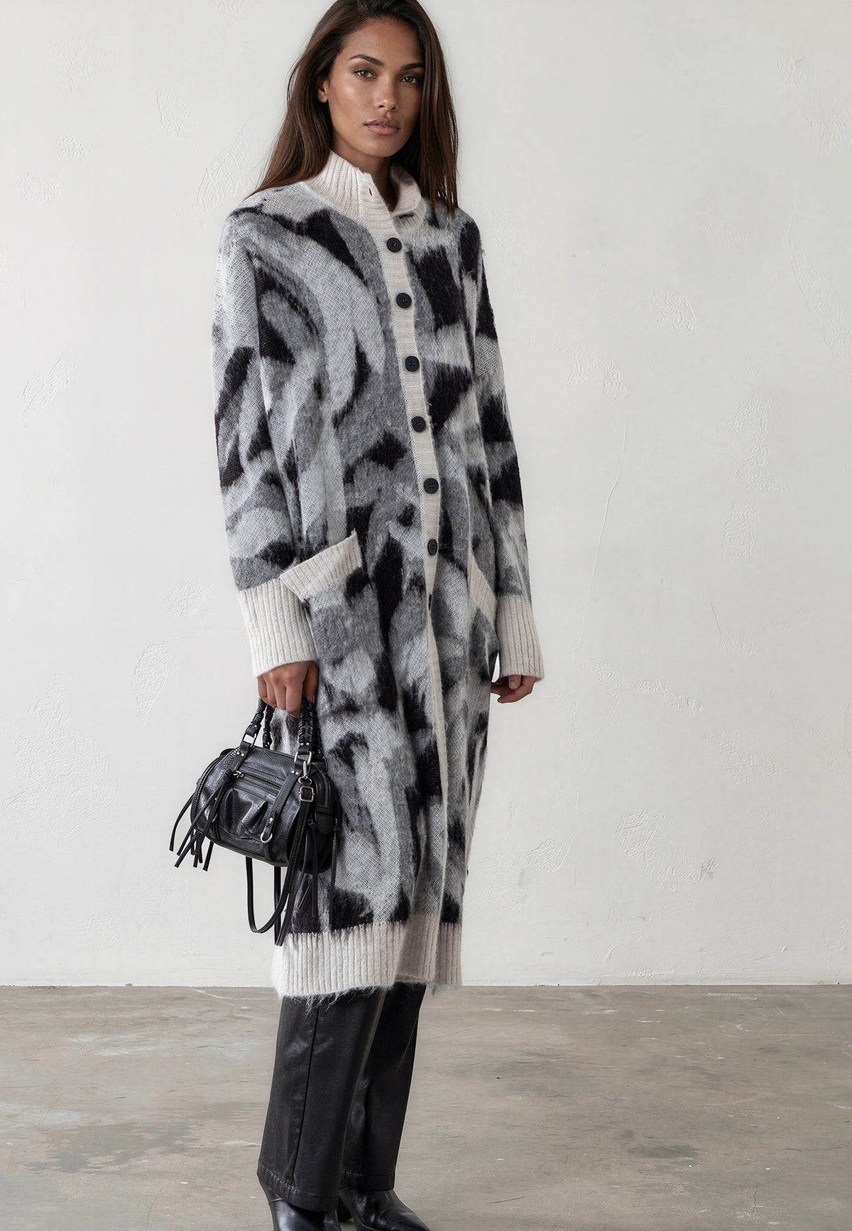 LAYLA CARDIGAN BLACK & GREY