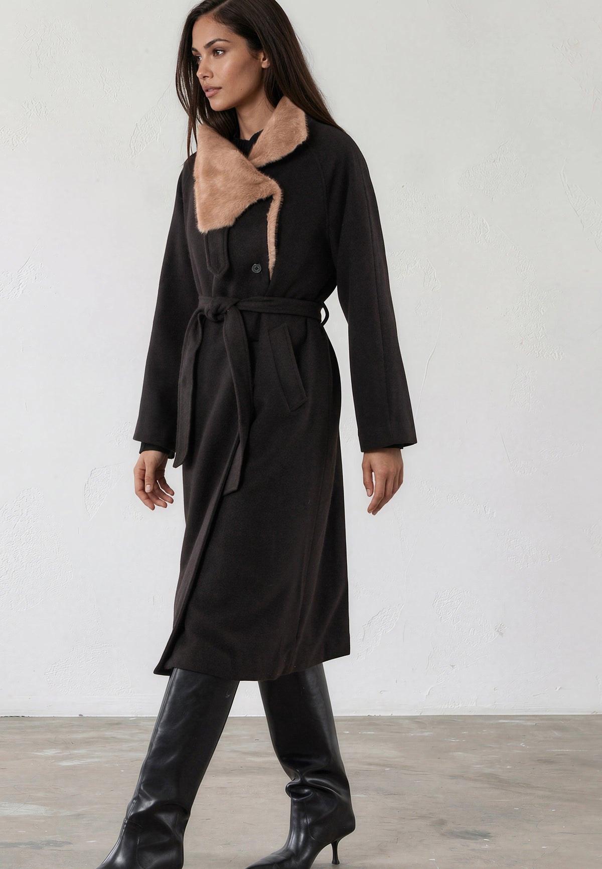 LILY COAT JET BLACK