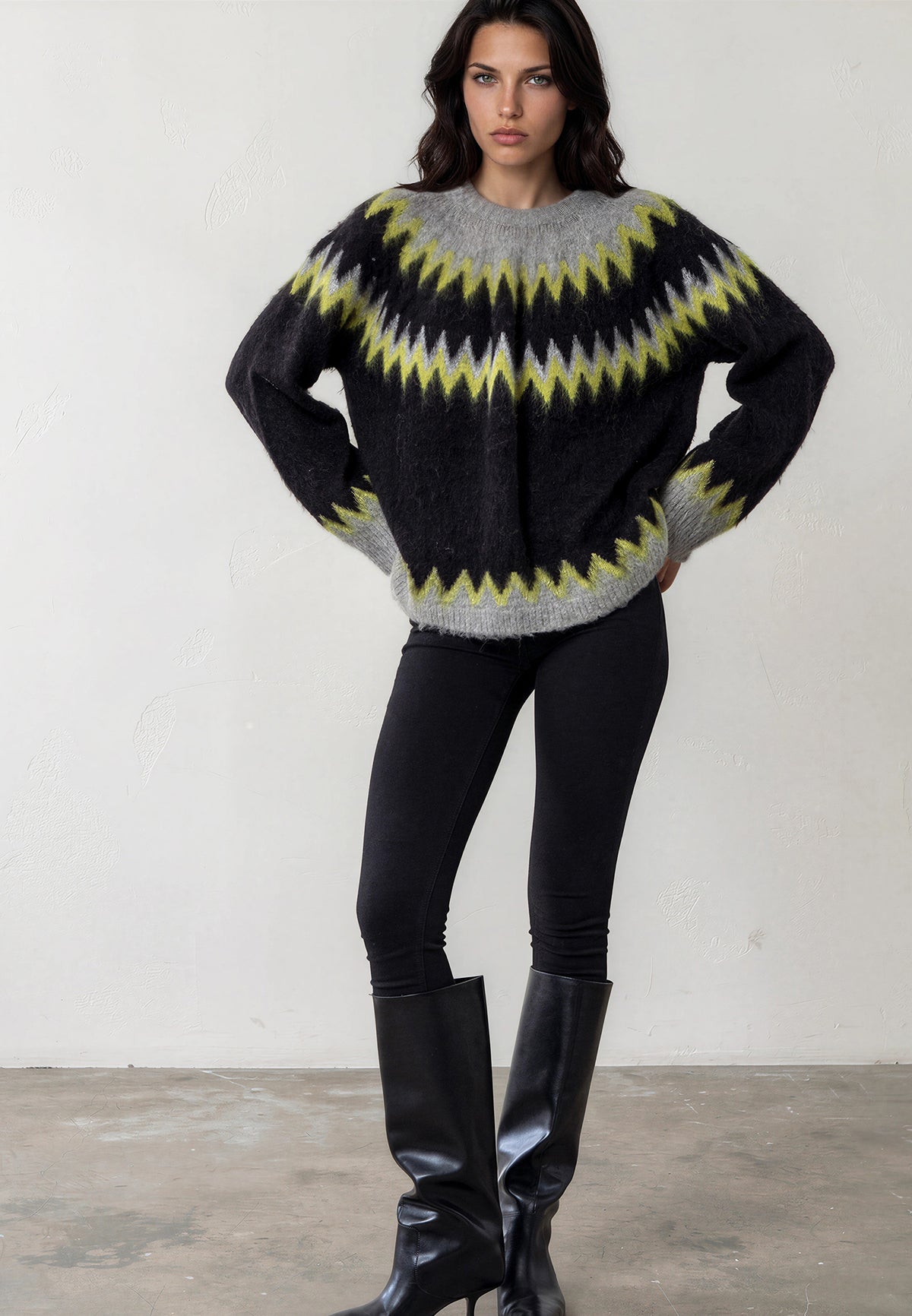 NADIA JUMPER BLACK YELLOW