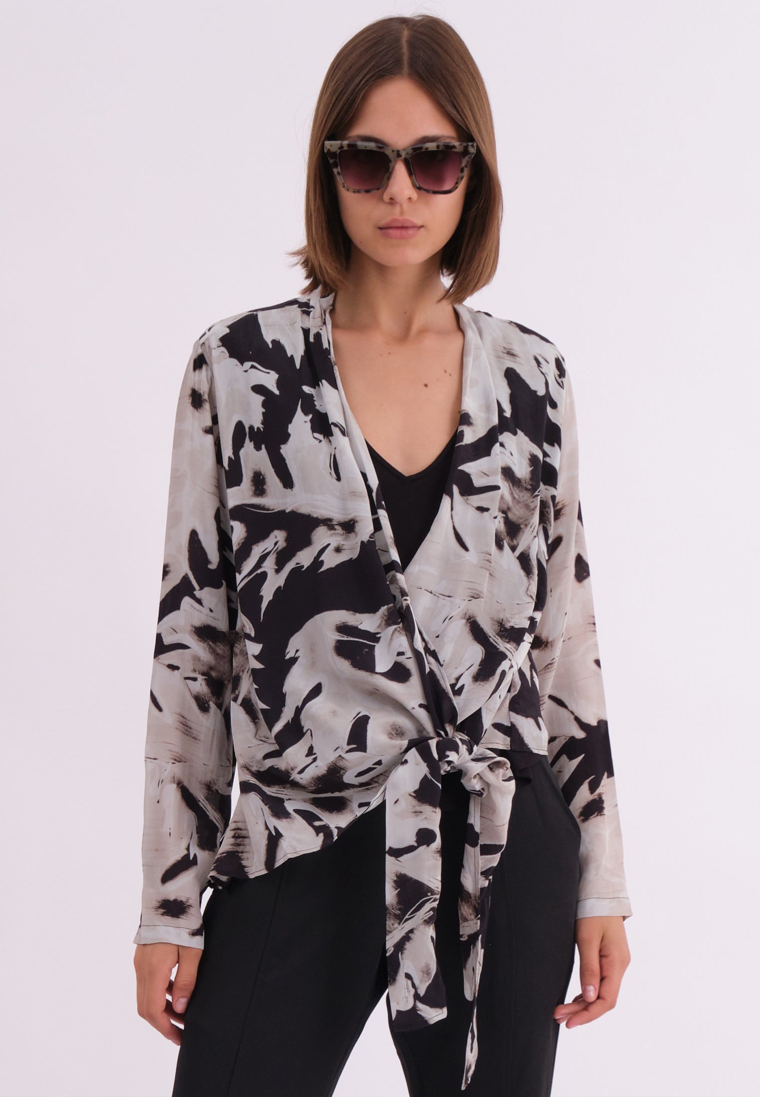 HIDDEN TOP CAMO BLACK