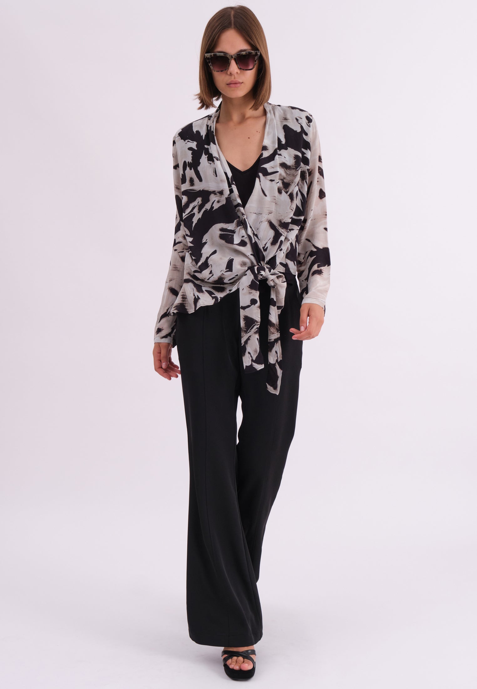 HIDDEN TOP CAMO BLACK