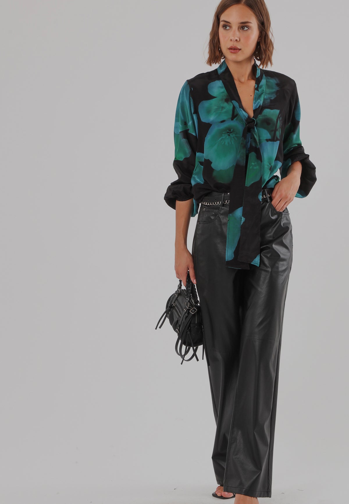 EVIE BLOUSE FIRE BLUE
