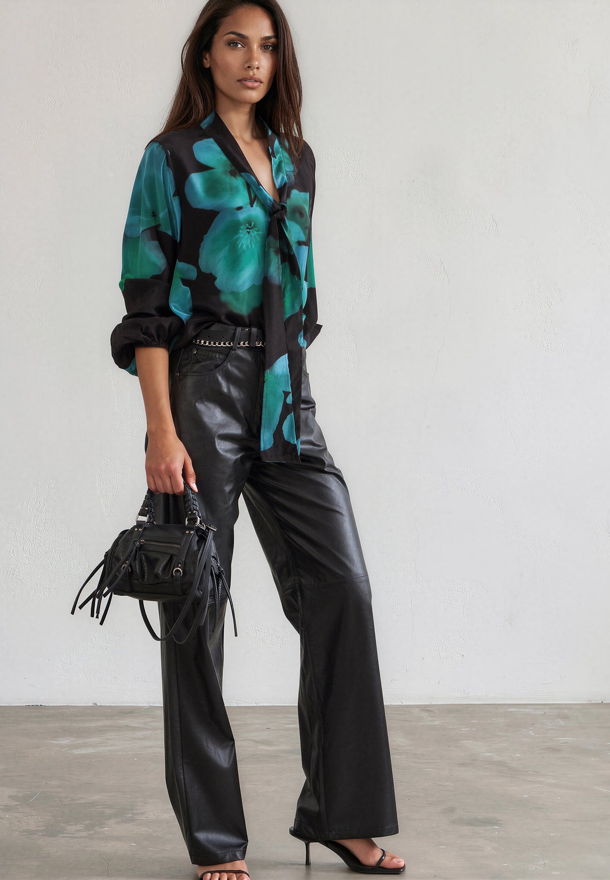EVIE BLOUSE FIRE BLUE