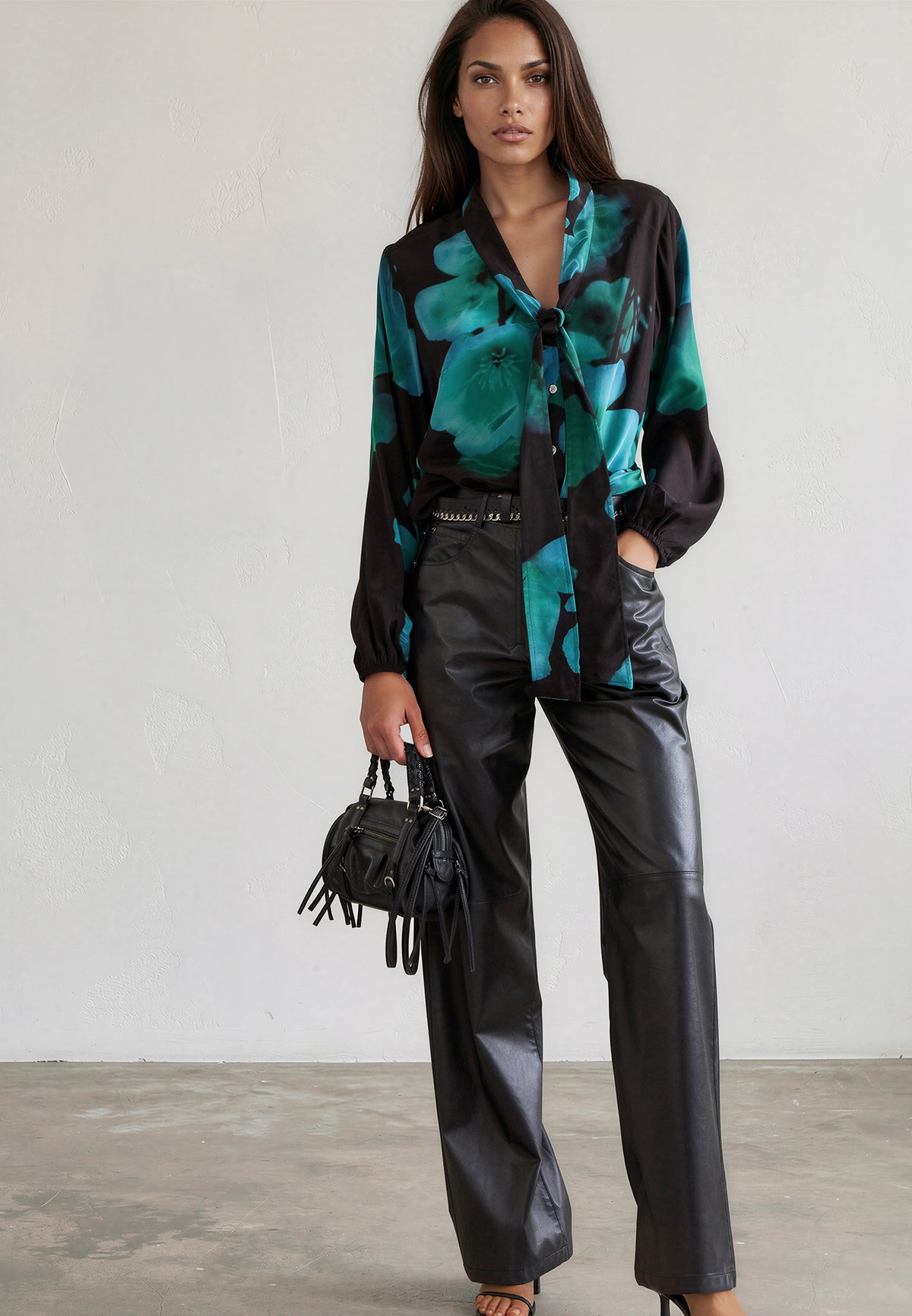 EVIE BLOUSE FIRE BLUE