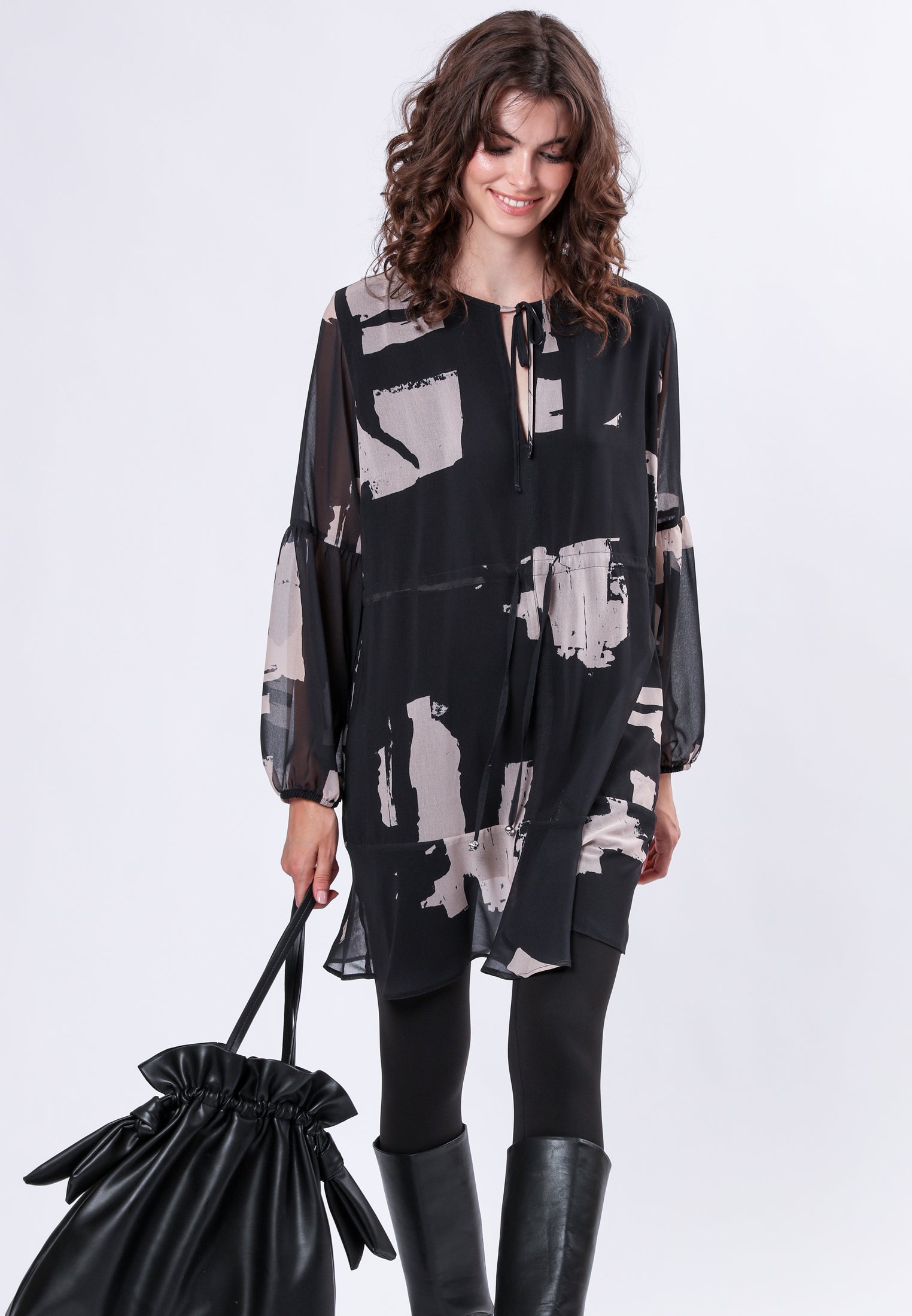 INFINITY SHORT DRESS FACADE