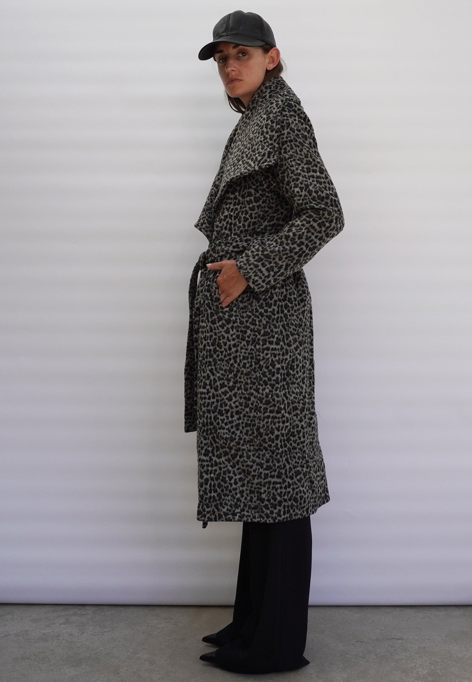 ULTRA COAT ANIMAL JACQUARD