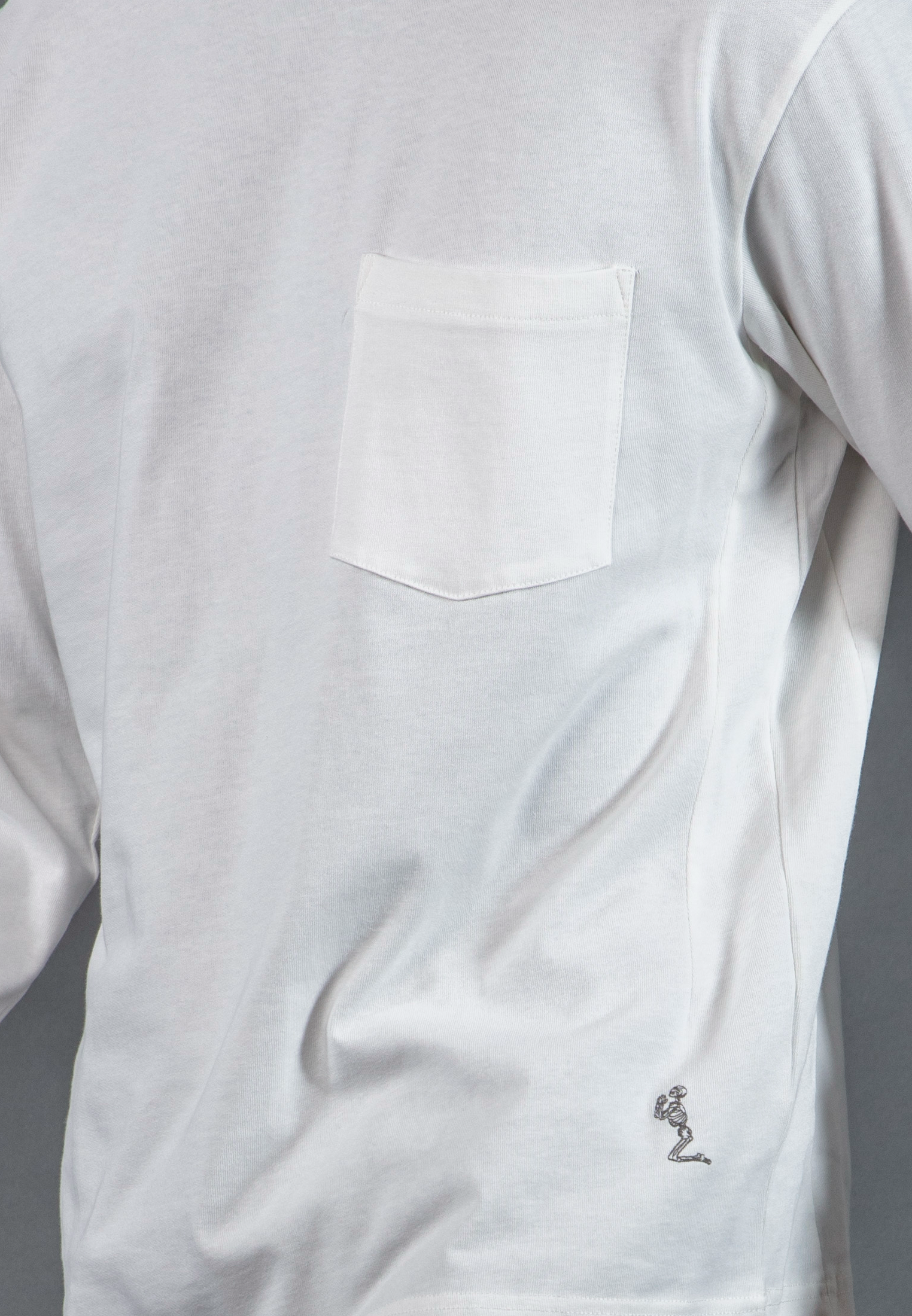 HEAVYWEIGHT LS POCKET T-SHIRT OFF WHITE