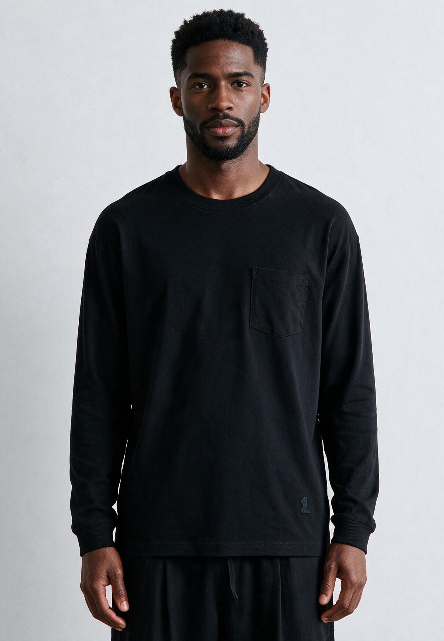HEAVYWEIGHT LS POCKET T-SHIRT JET BLACK